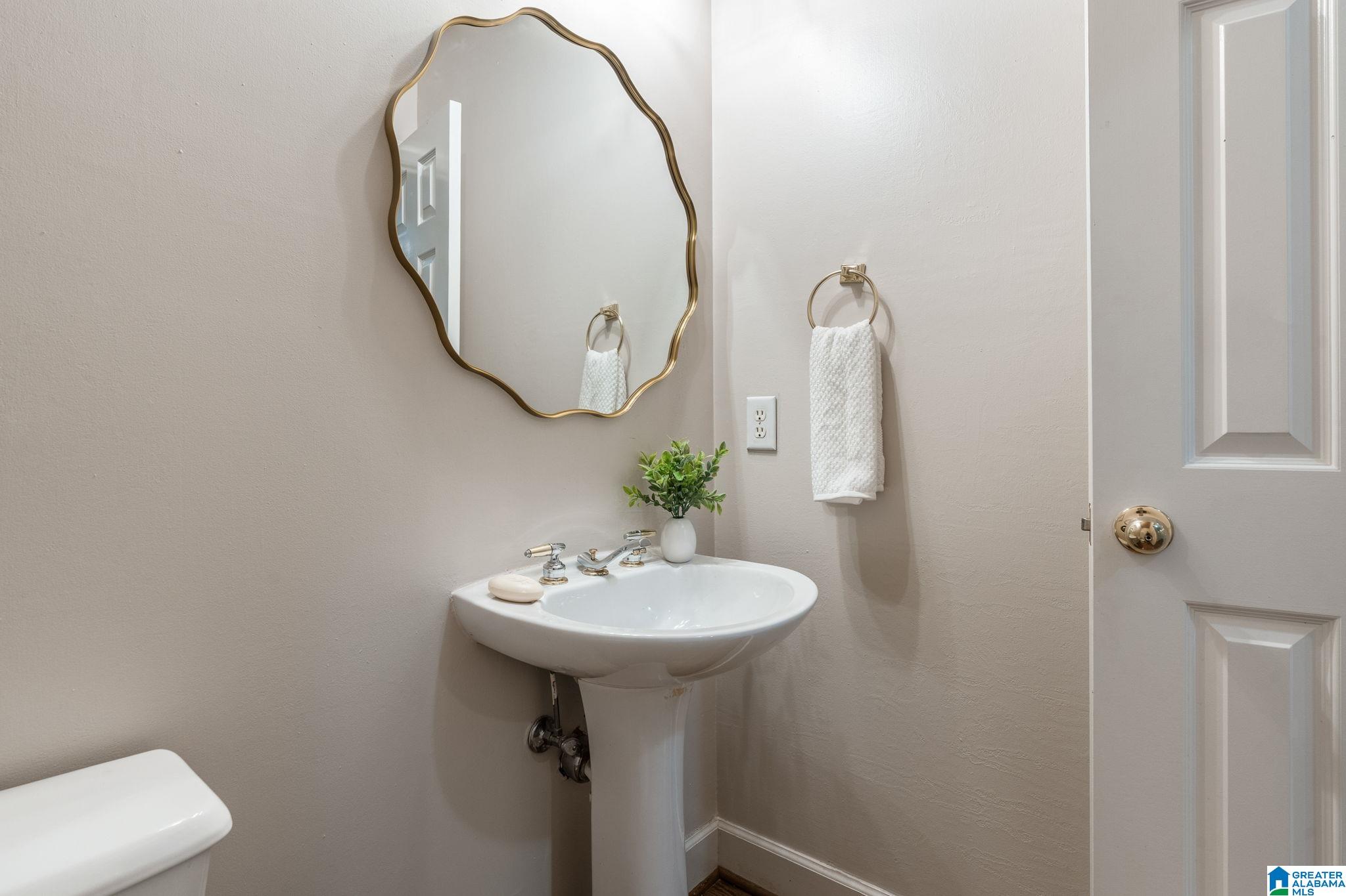 153 KINGS CREST LANE