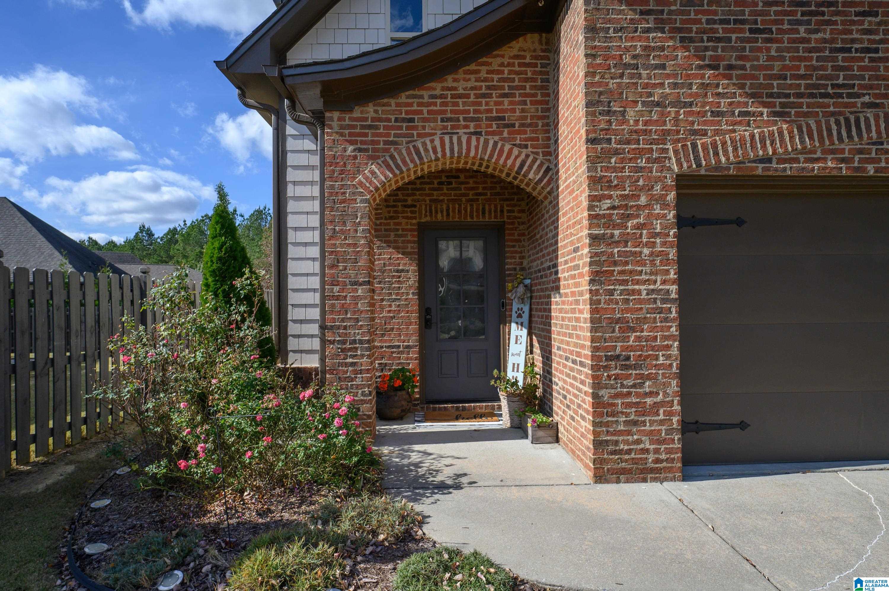 2039 SPRINGFIELD DRIVE