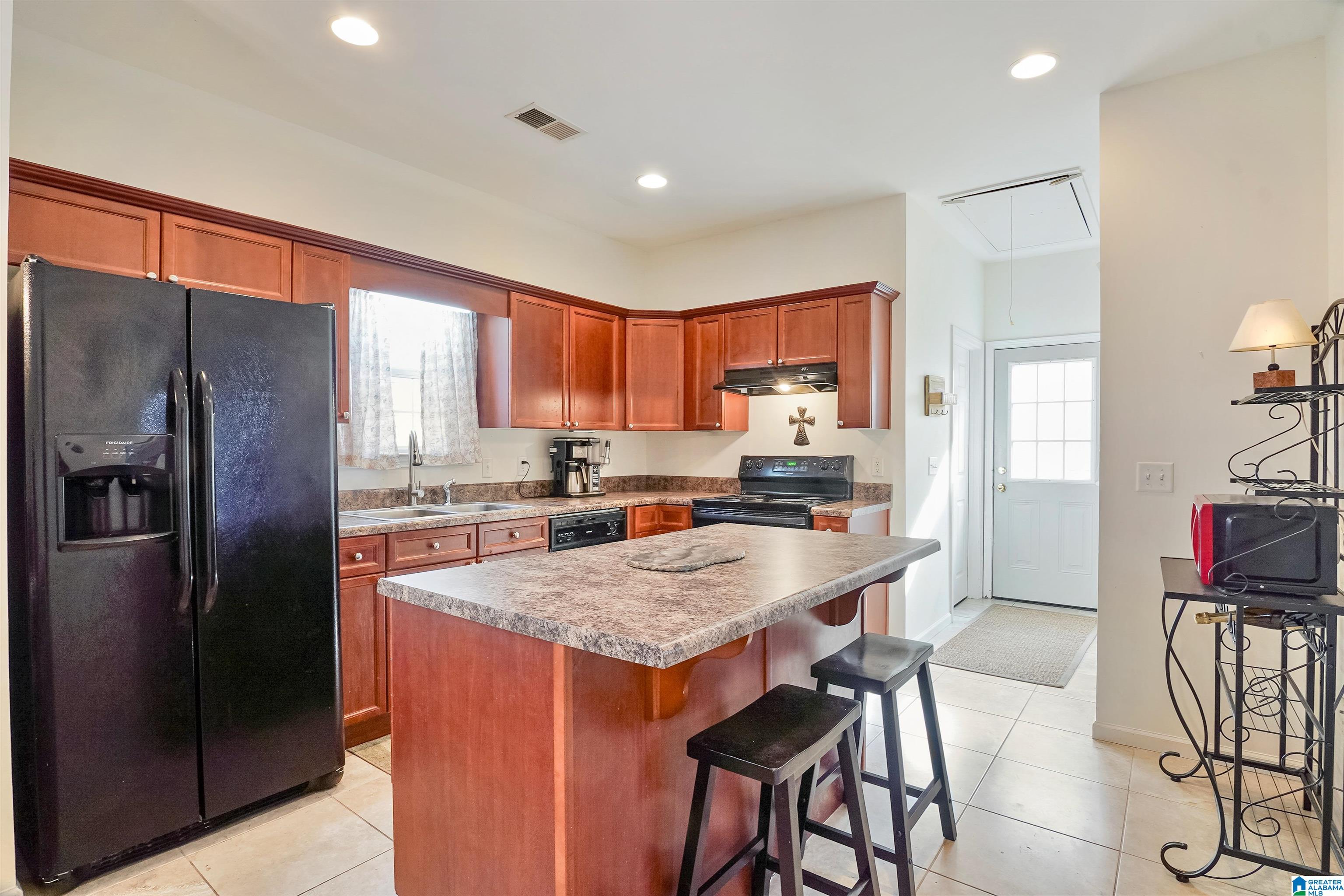 1048 ALDEN GLEN DRIVE