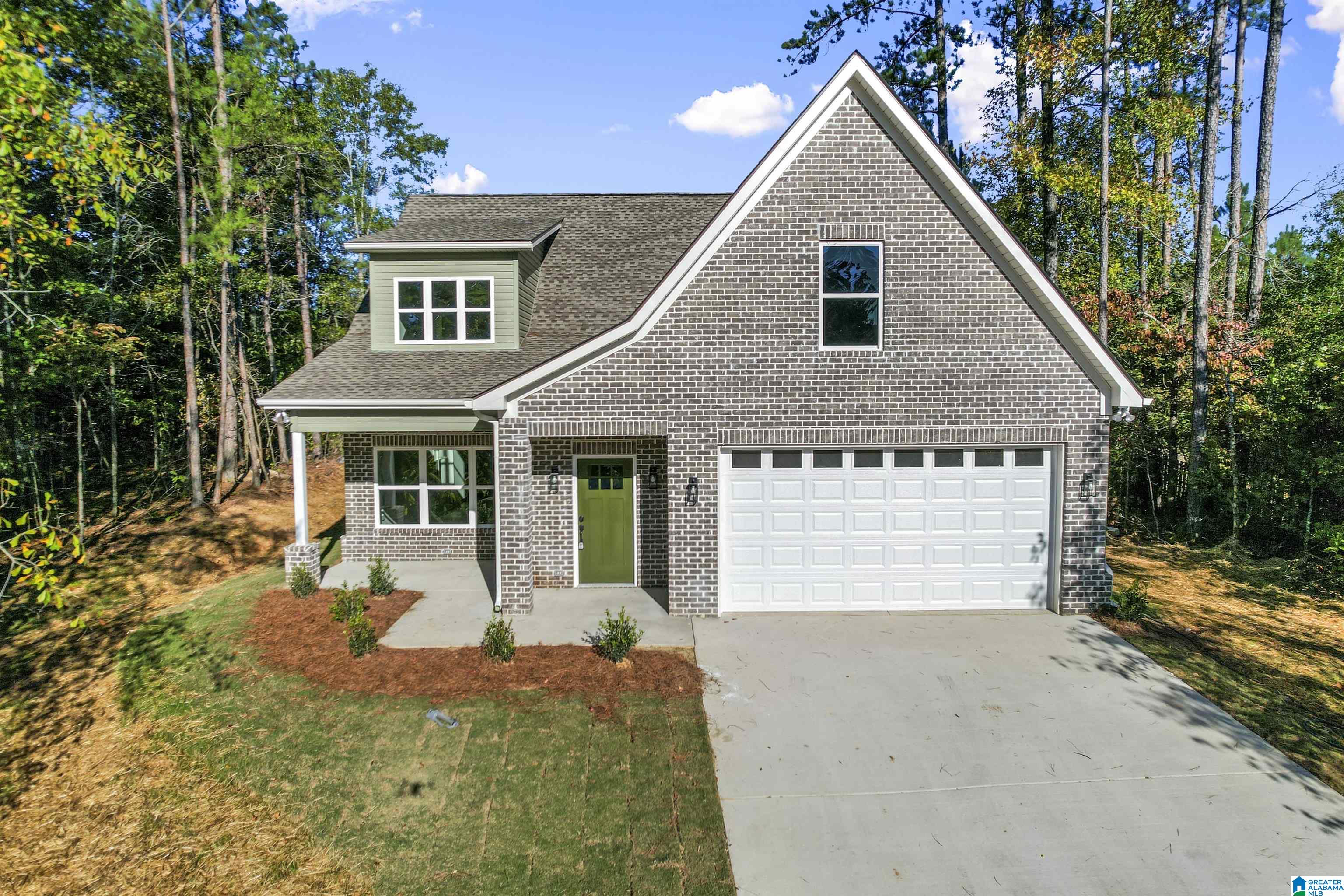 387 GLEN CROSS WAY