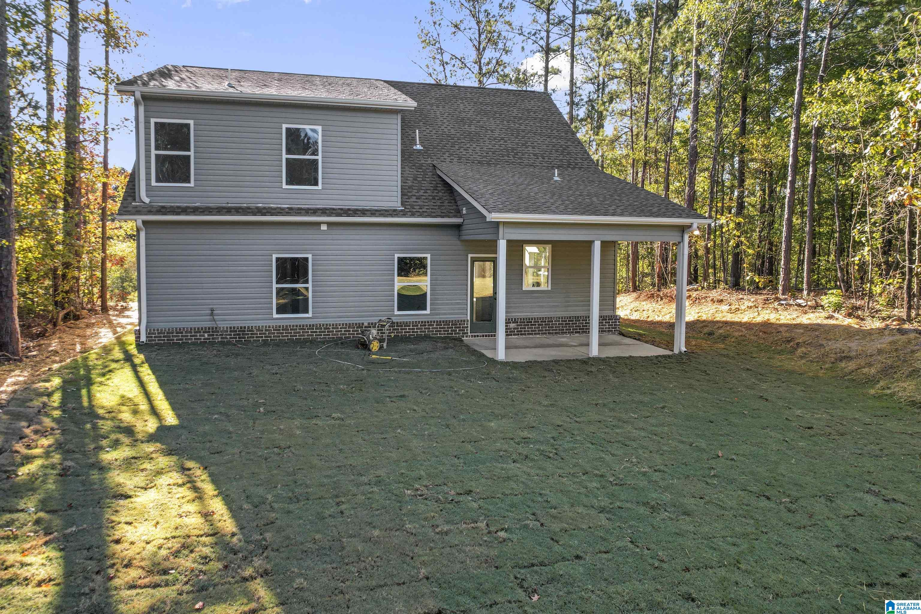 387 GLEN CROSS WAY