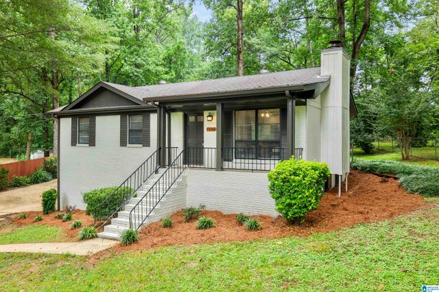 1136 MEADOW DRIVE