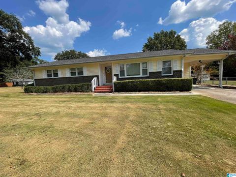 817 DOWNS AVENUE GARDENDALE AL 35071