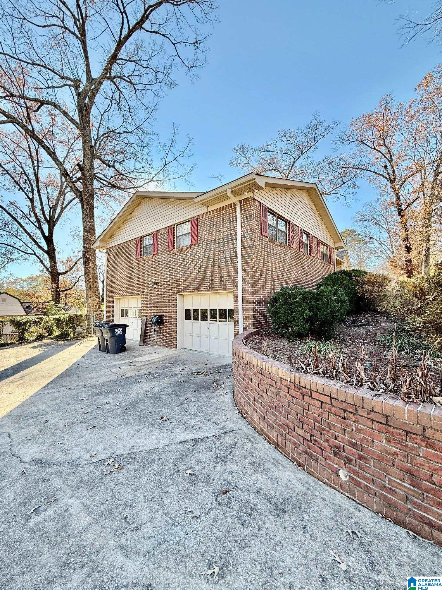 1817 CHARLOTTE DRIVE