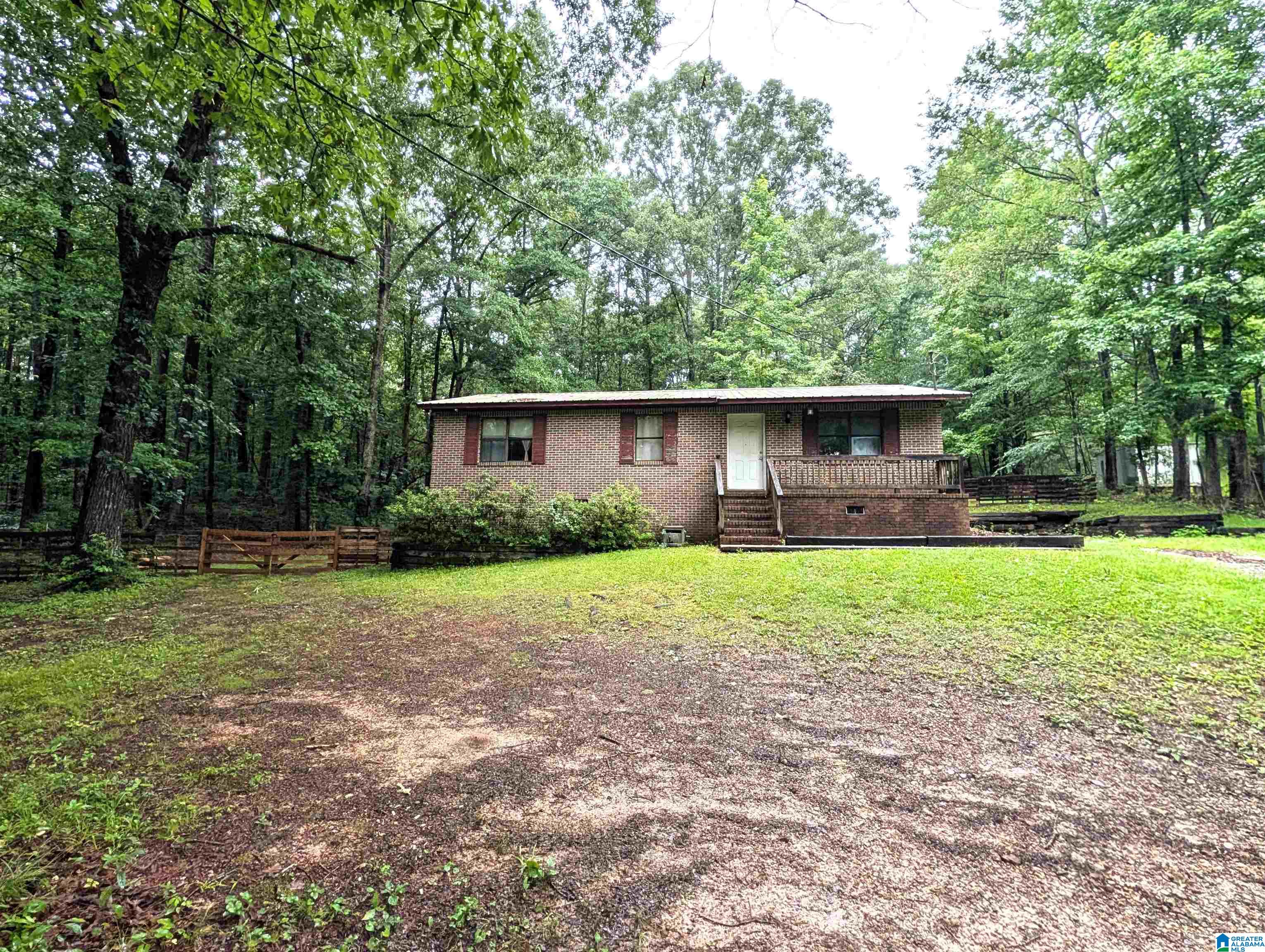 Photo 1 of 15 — 3215 PINEY WOODS ROAD, VINCENT, AL 35178