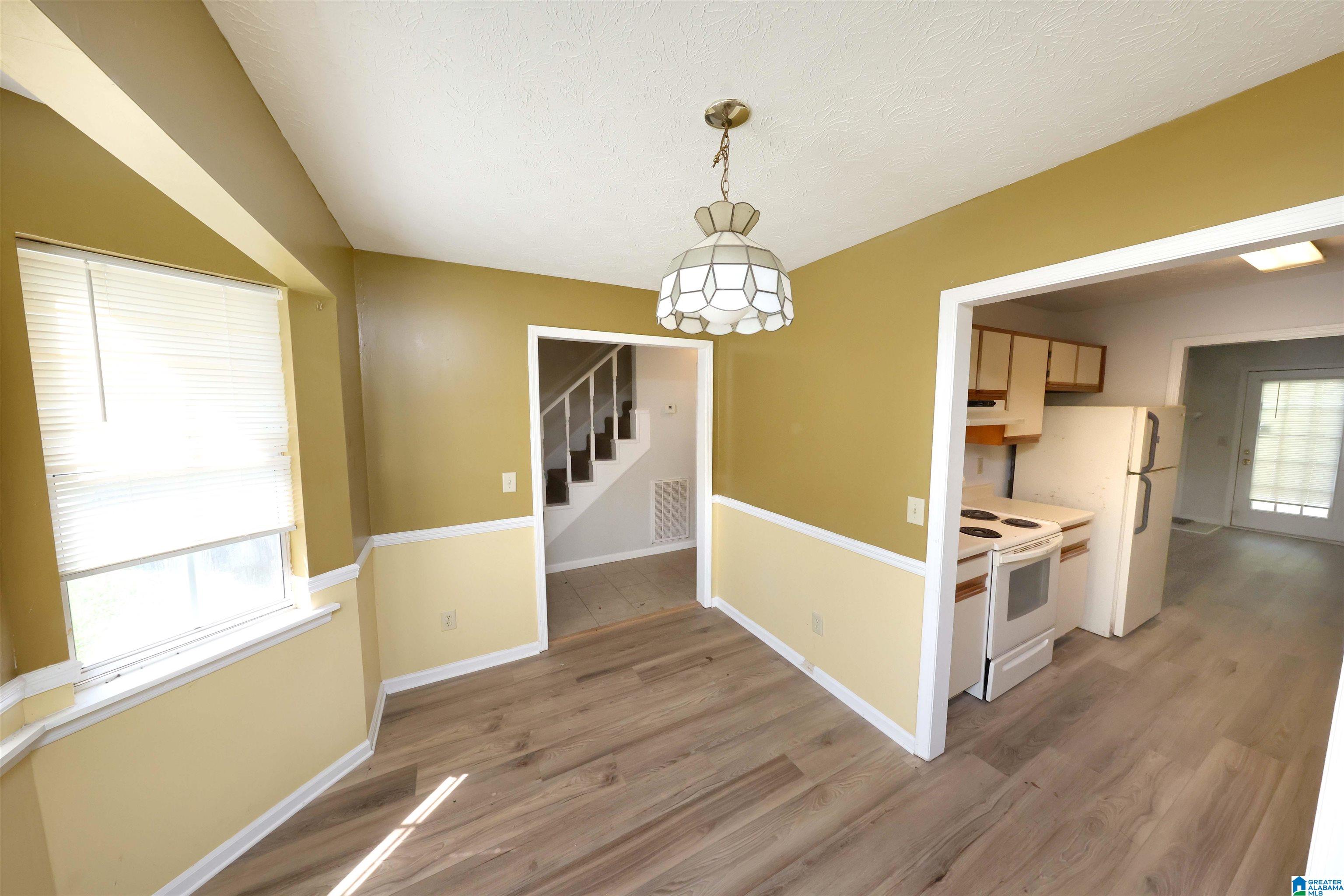 5806 WOODGATE CIRCLE