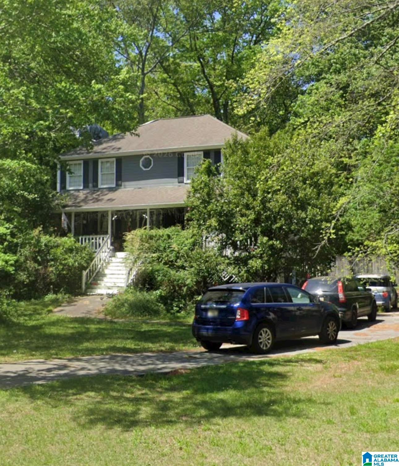 302 OAK LEAF CIRCLE