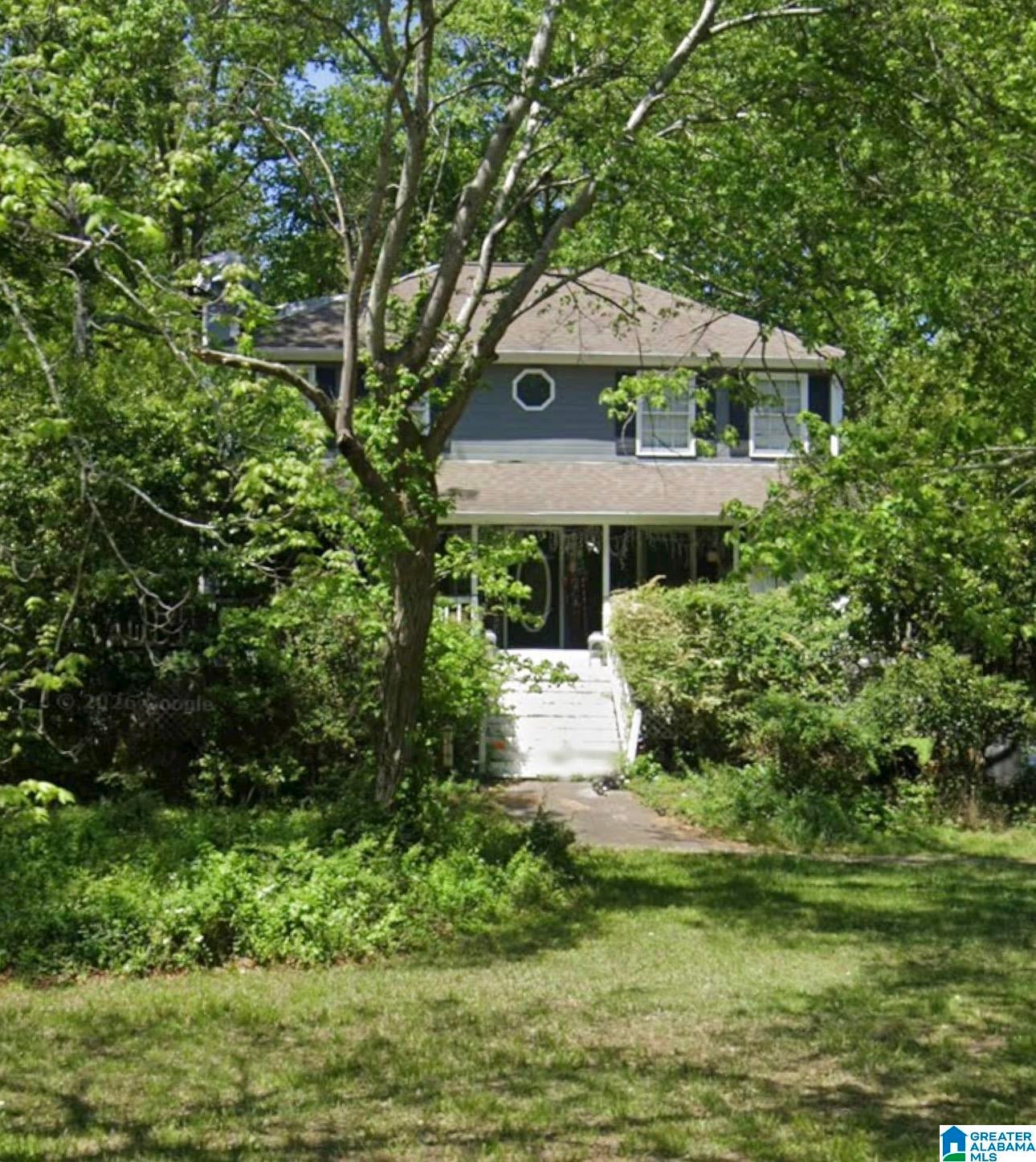 302 OAK LEAF CIRCLE