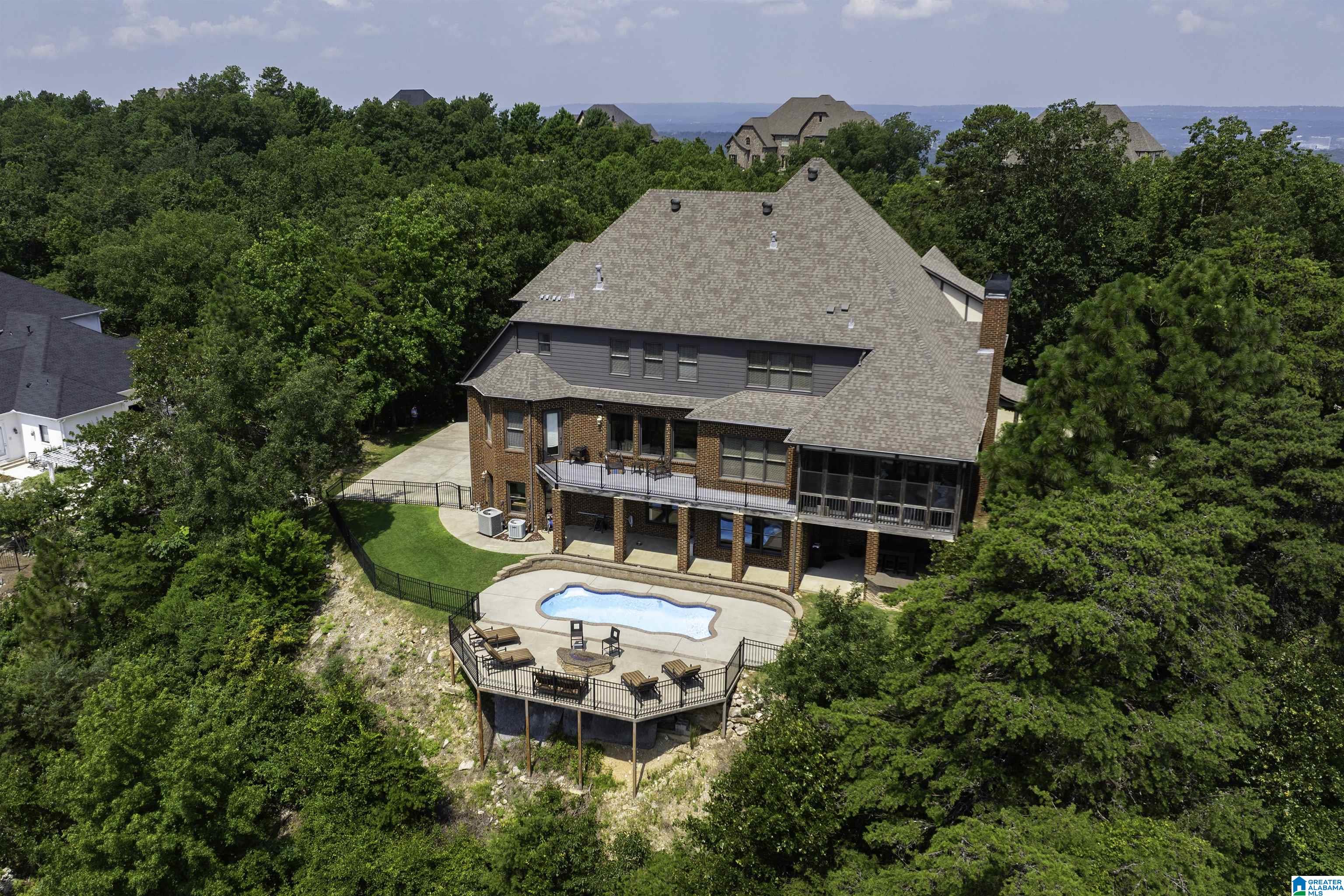 264 HIGHLAND VIEW DRIVE