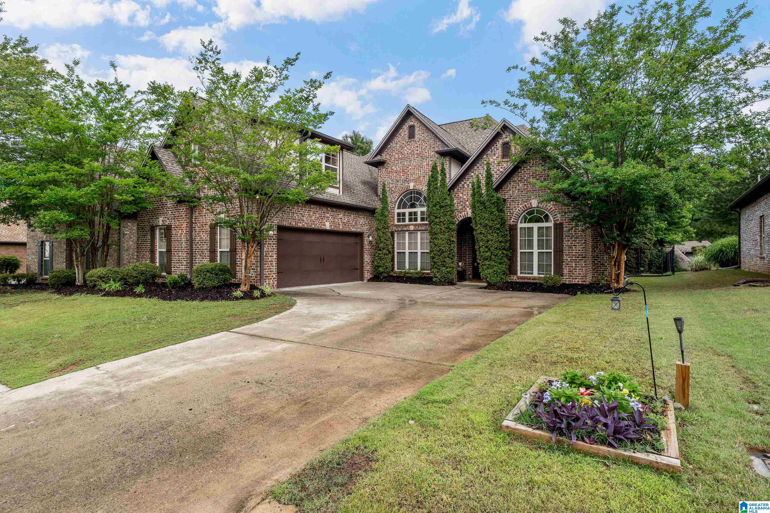 Photo 1 of 40 — 244 STRATHAVEN LANE, PELHAM, AL 35124