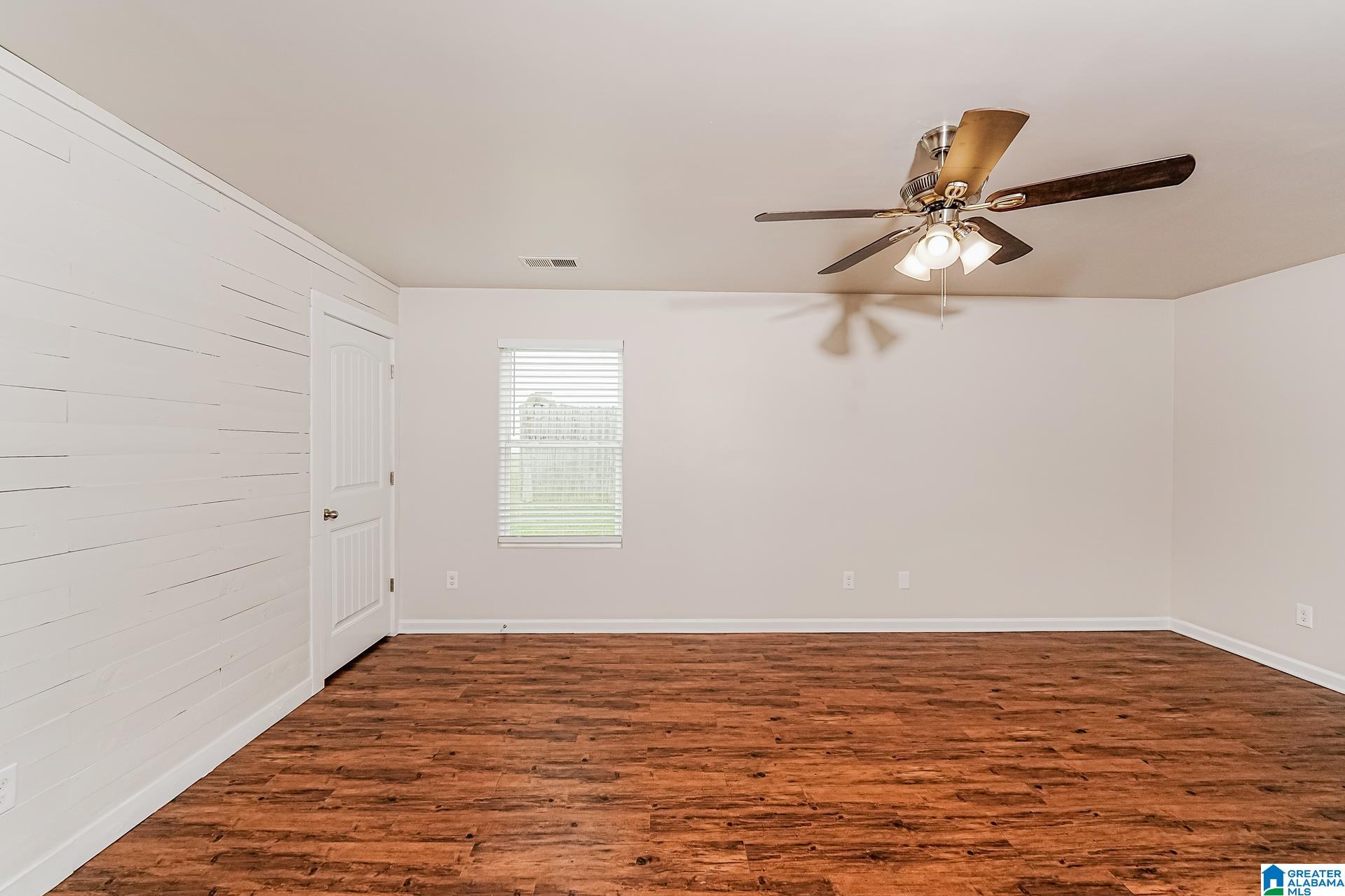 817 HUNTINGTON TRACE