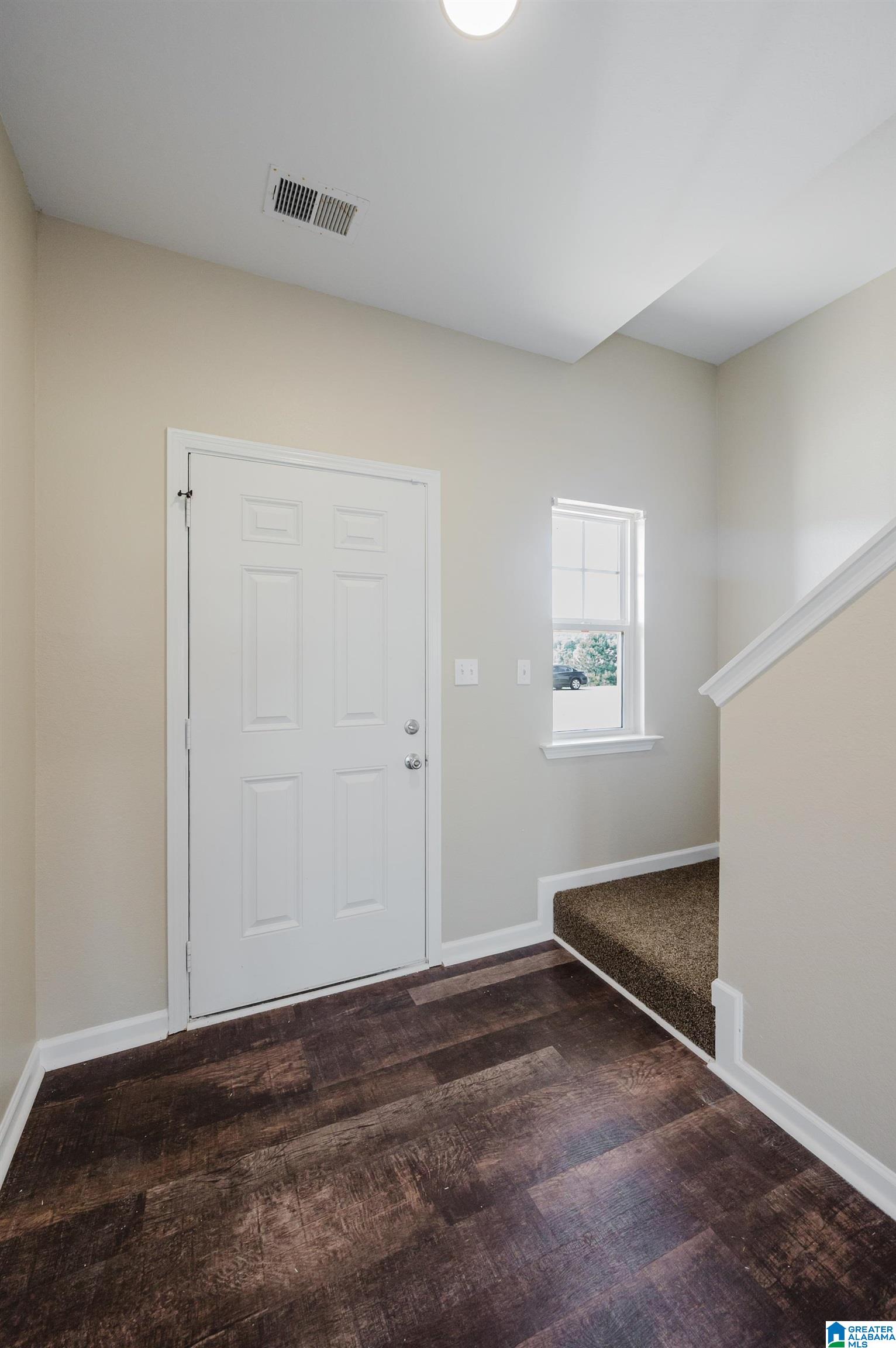 70 FARMHOUSE LANE