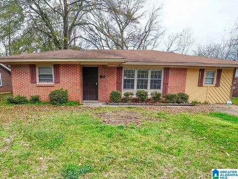 Photo of 4287 Sussex Drive, MONTGOMERY, AL 36116 (MLS # 21449322)