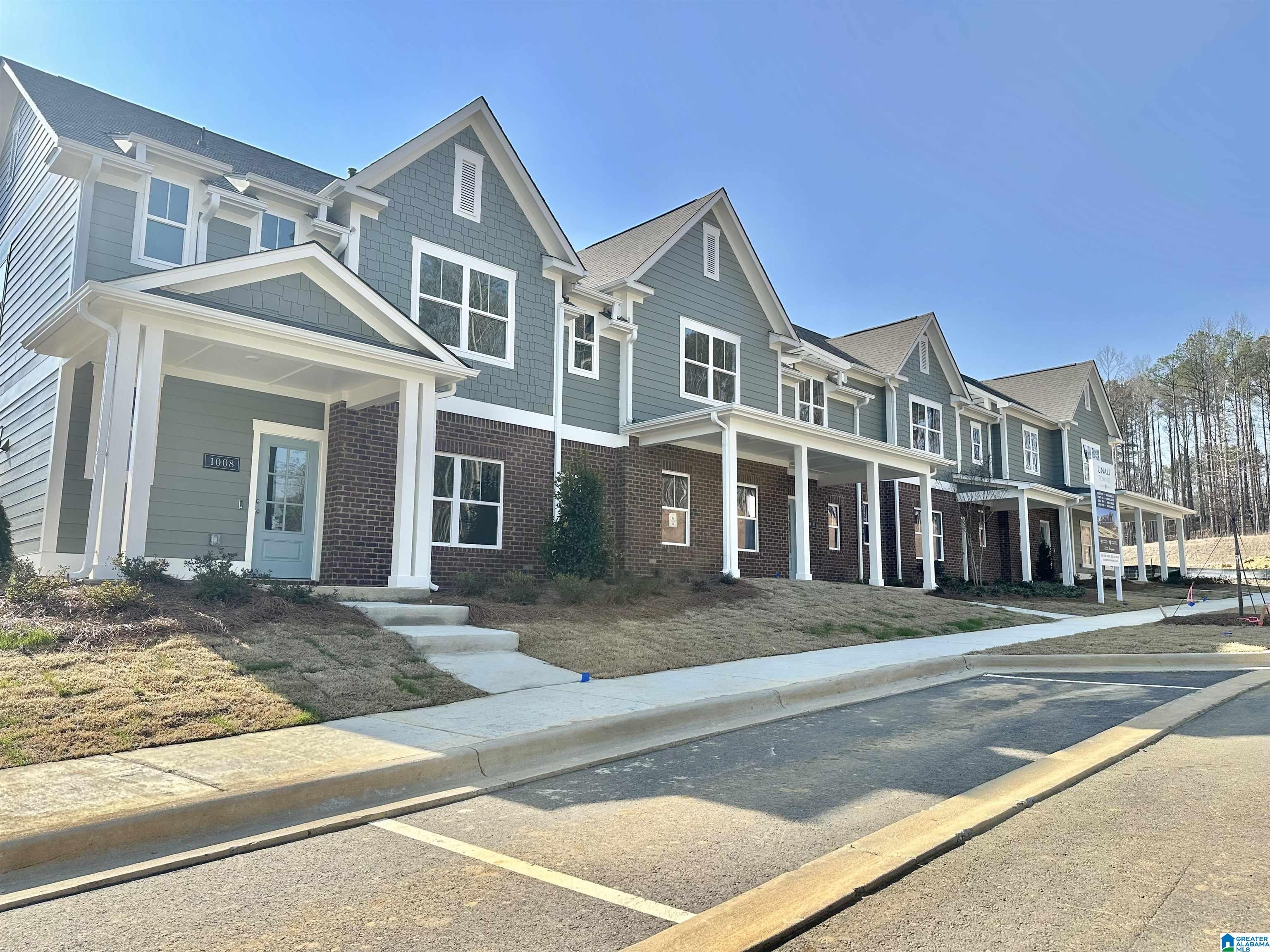 1008 UNALI TOWNES LOOP