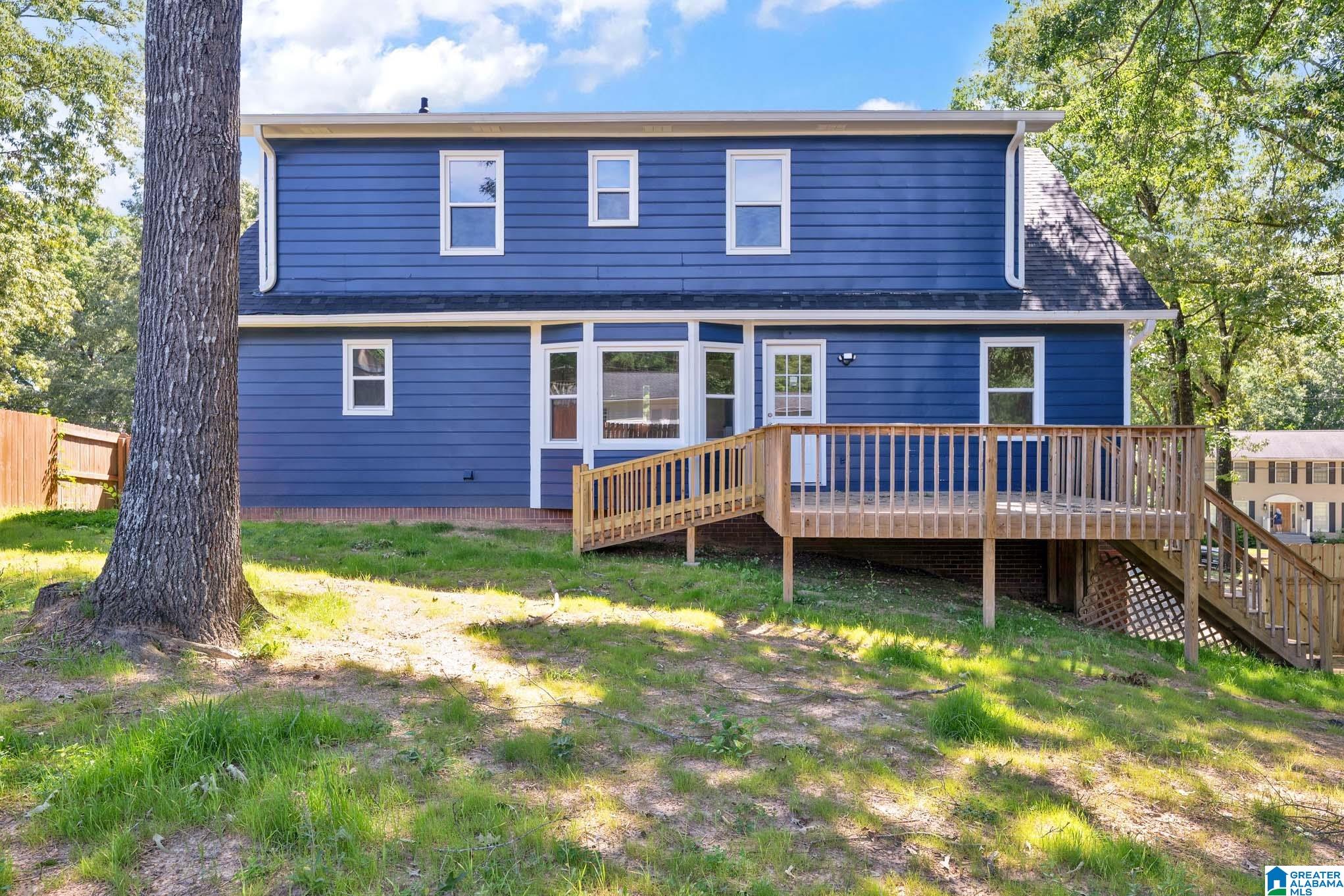 625 OLDE TOWNE LANE