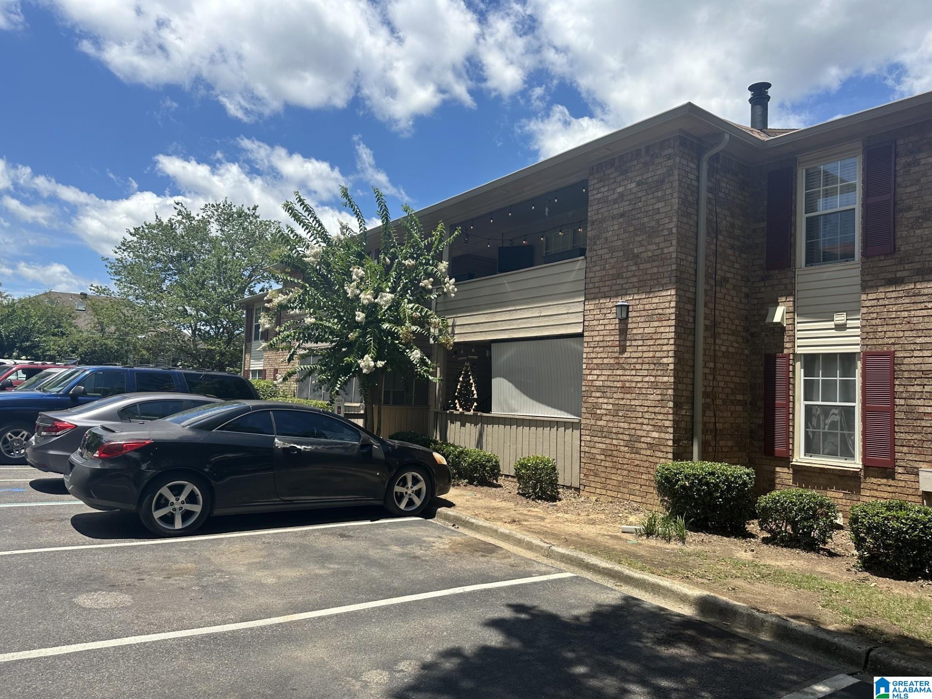 Photo 1 of 25 — 1308 PATTON CREEK DRIVE 1308, HOOVER, AL 35226