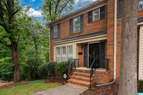 2006 MONTREAT PARKWAY 2006 VESTAVIA HILLS AL 35216