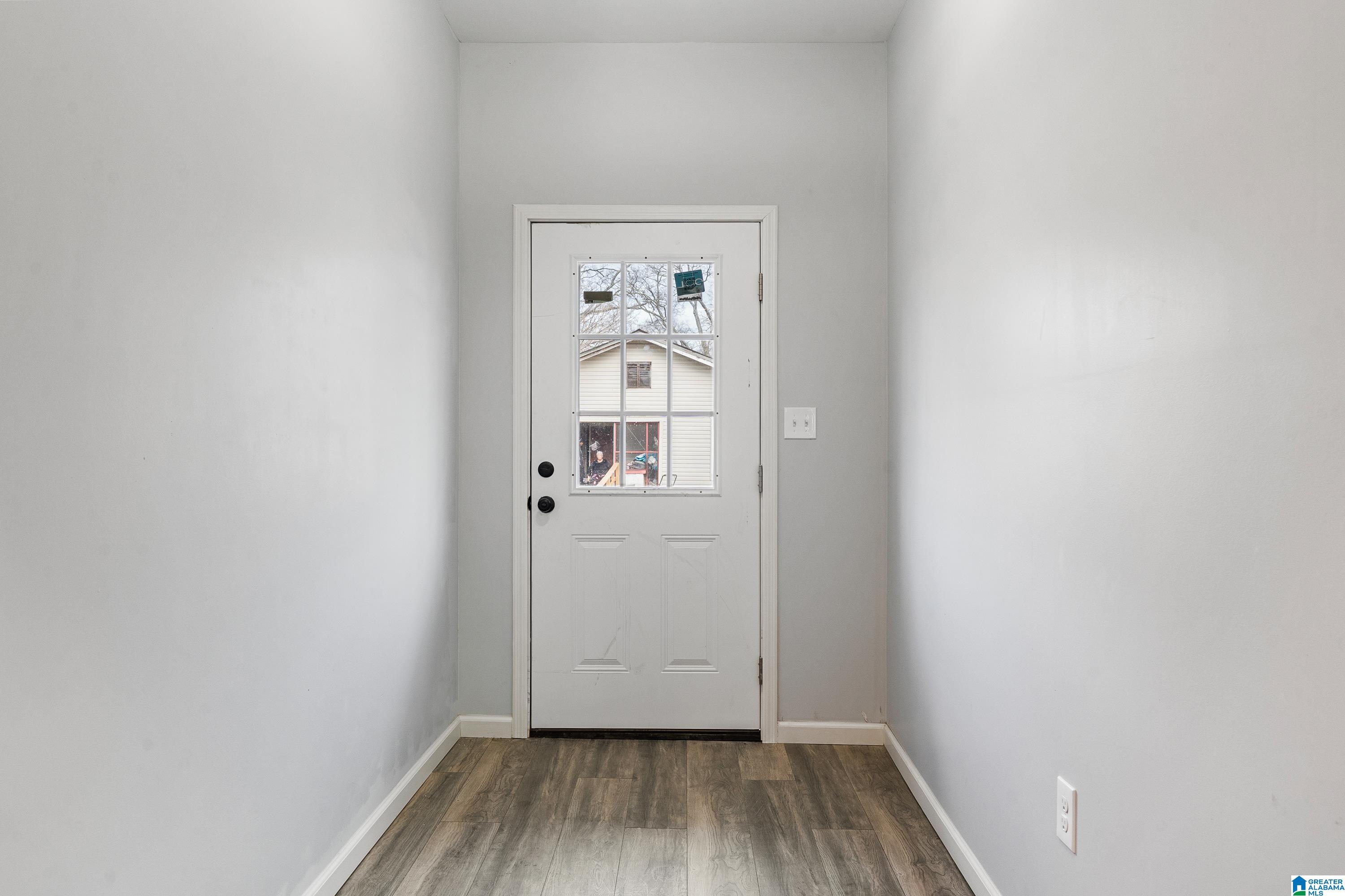 809 6TH WAY - Photo 4
