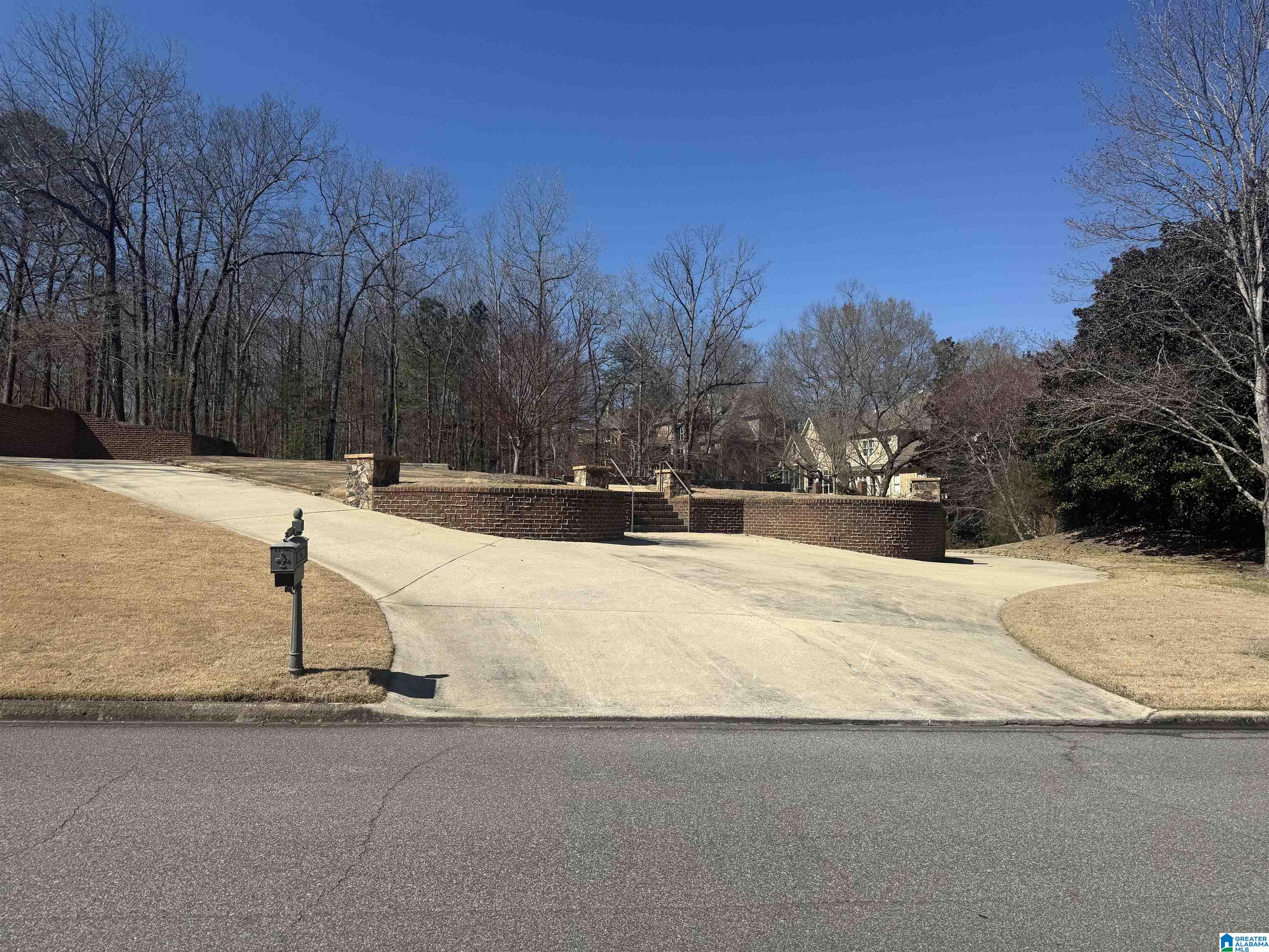 1053 GREYMOOR ROAD 90