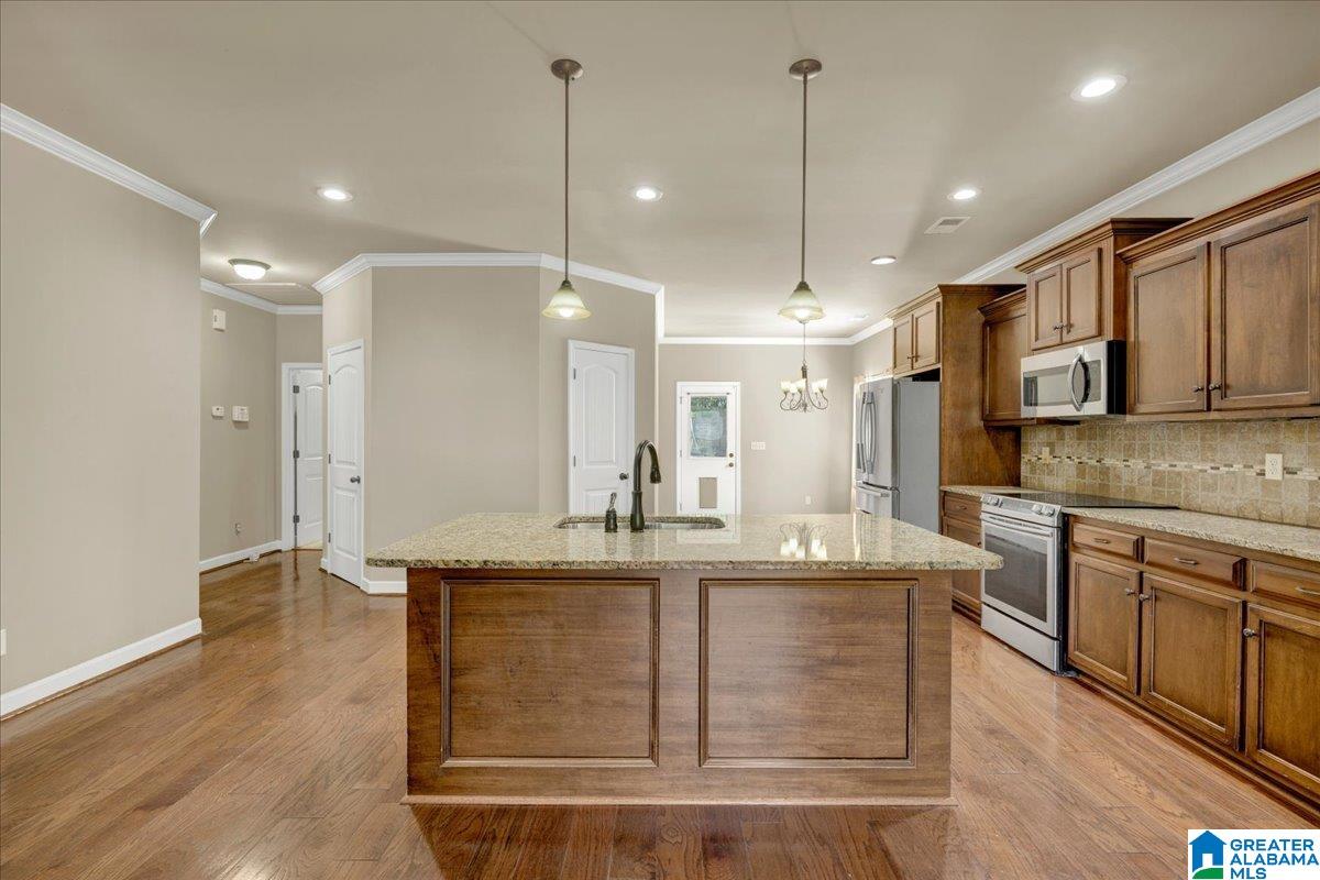 495 W PARK DRIVE