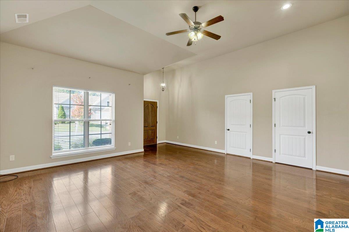 495 W PARK DRIVE