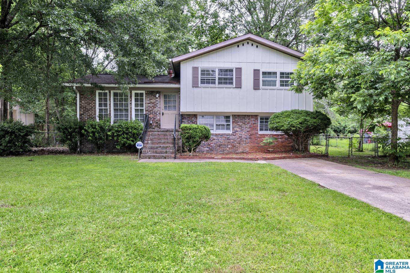 1713 SERENE CIRCLE