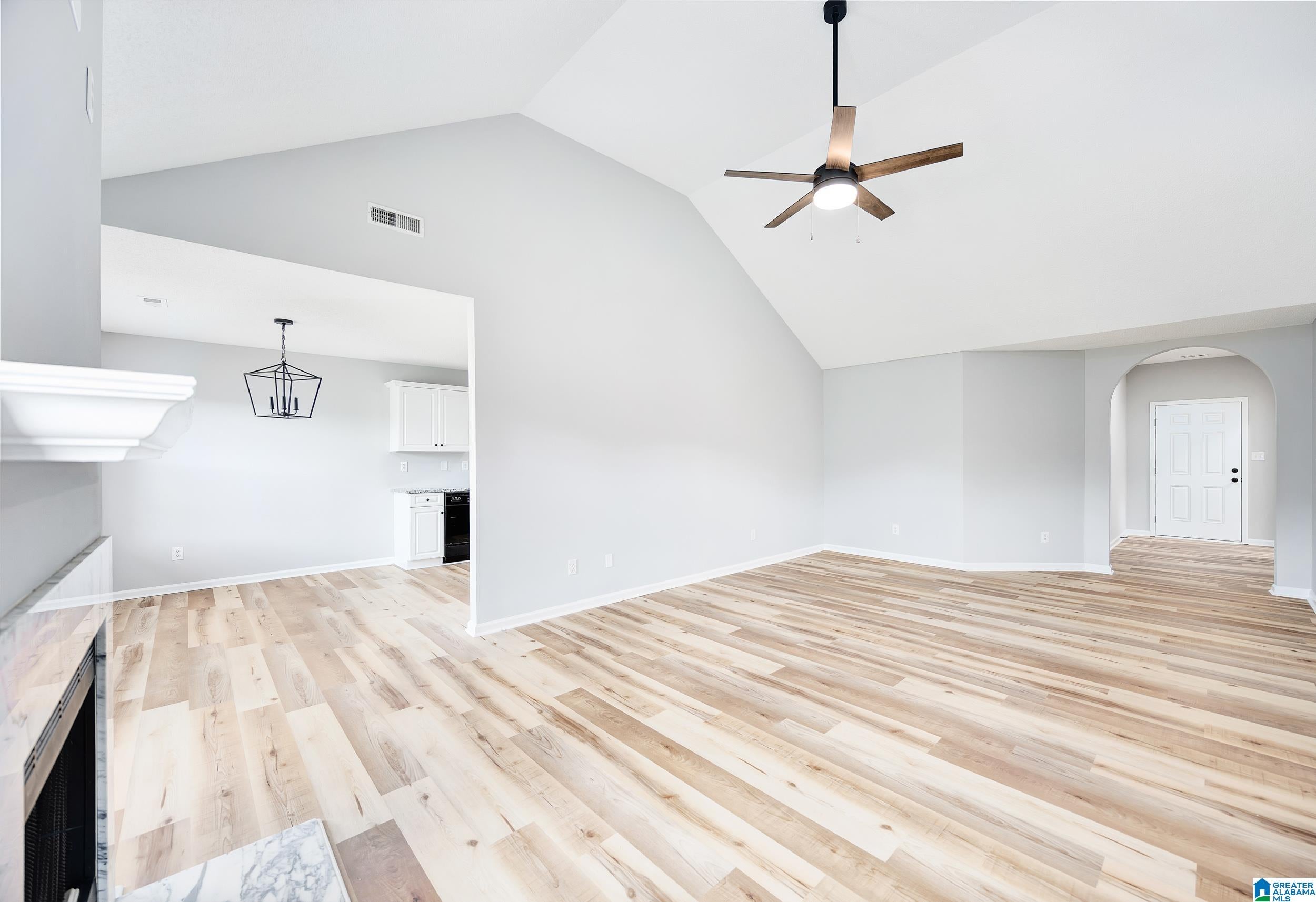 5214 GAYLE LANE