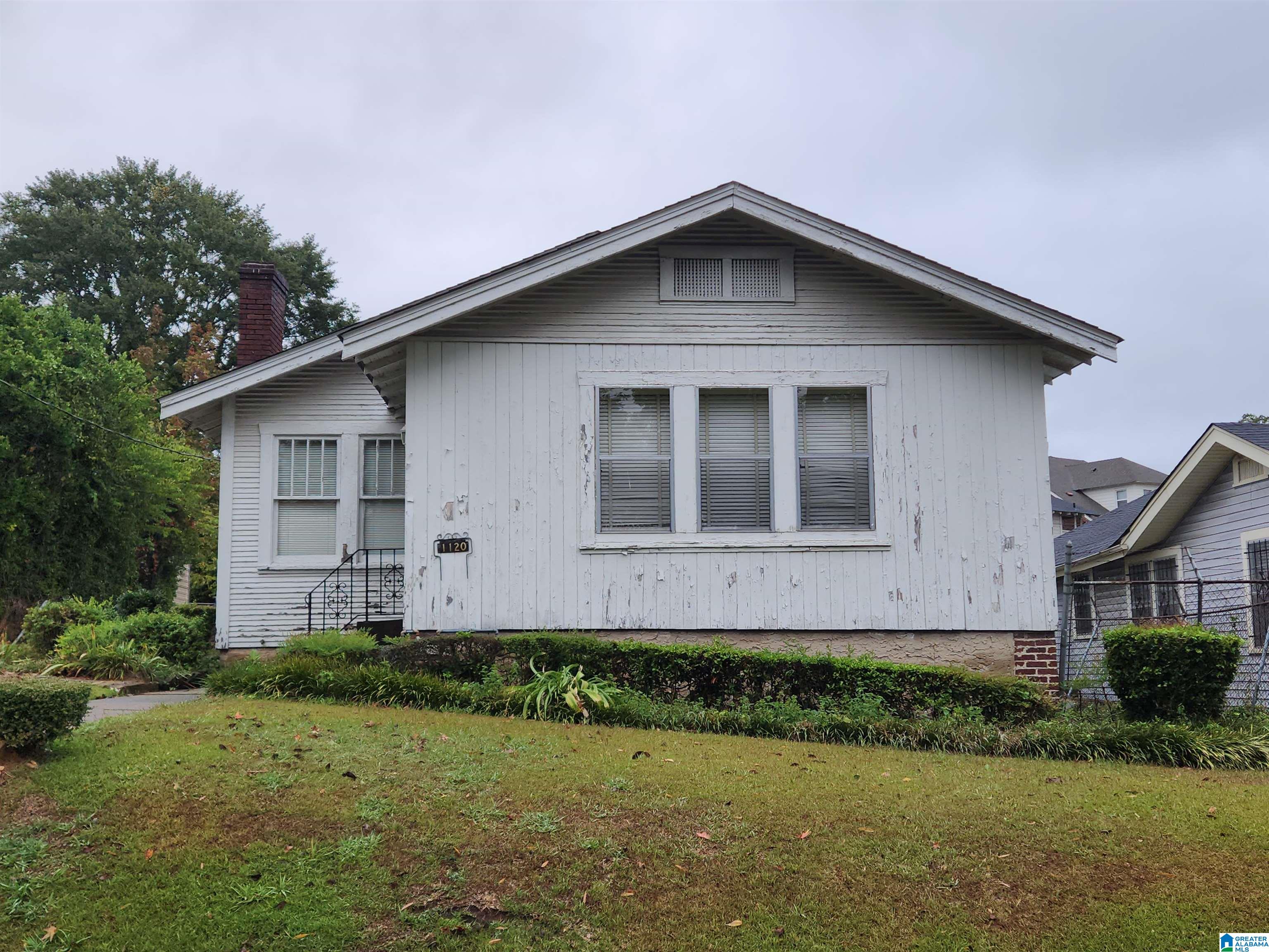 Photo 1 of 45 — 1120 GRAYMONT AVENUE W, BIRMINGHAM, AL 35204