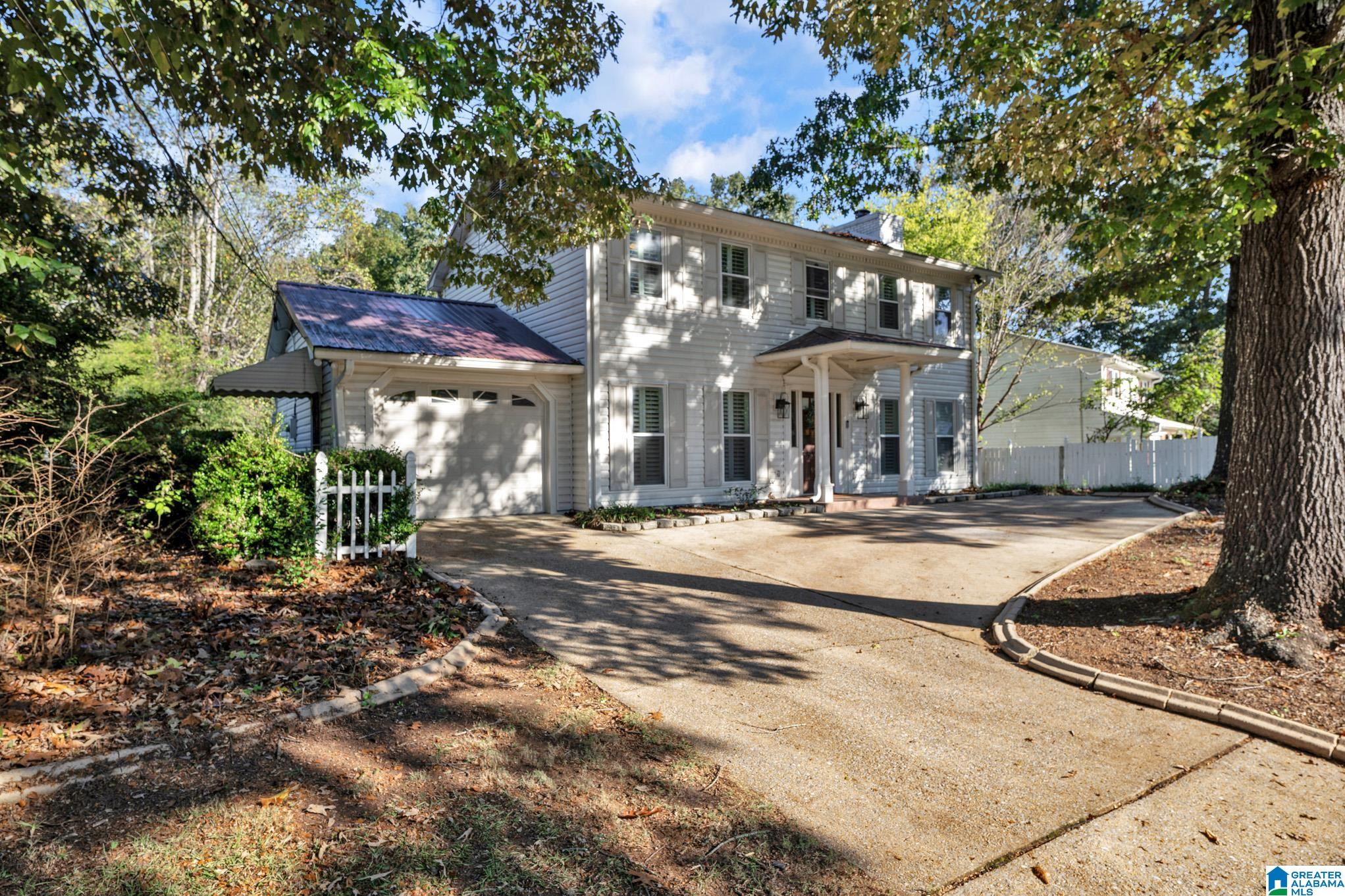 762 OAK DRIVE E