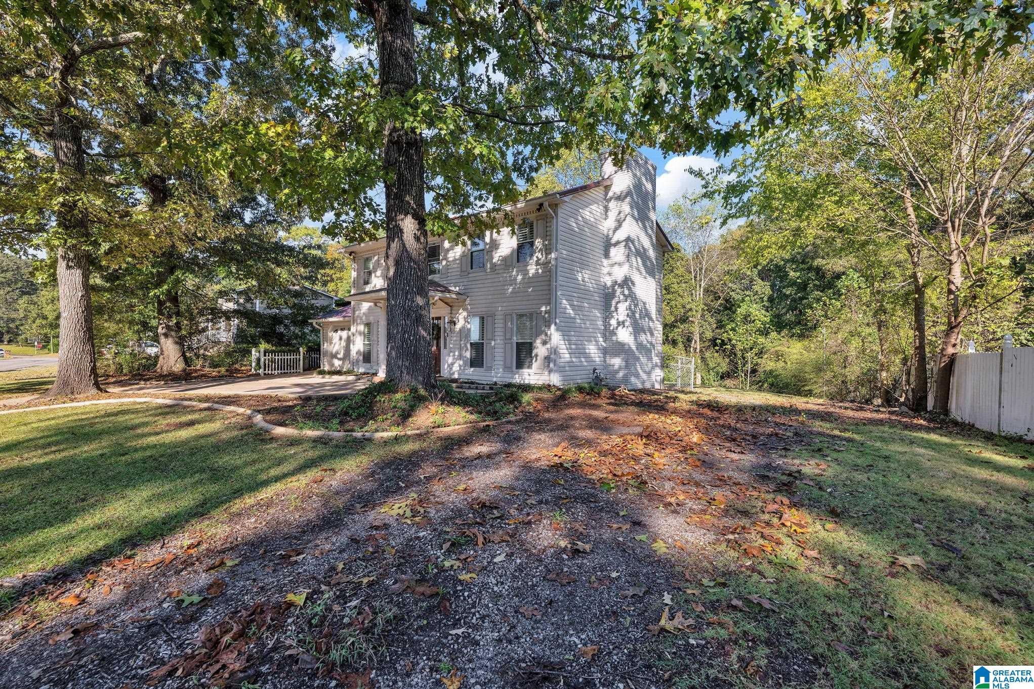 762 OAK DRIVE E