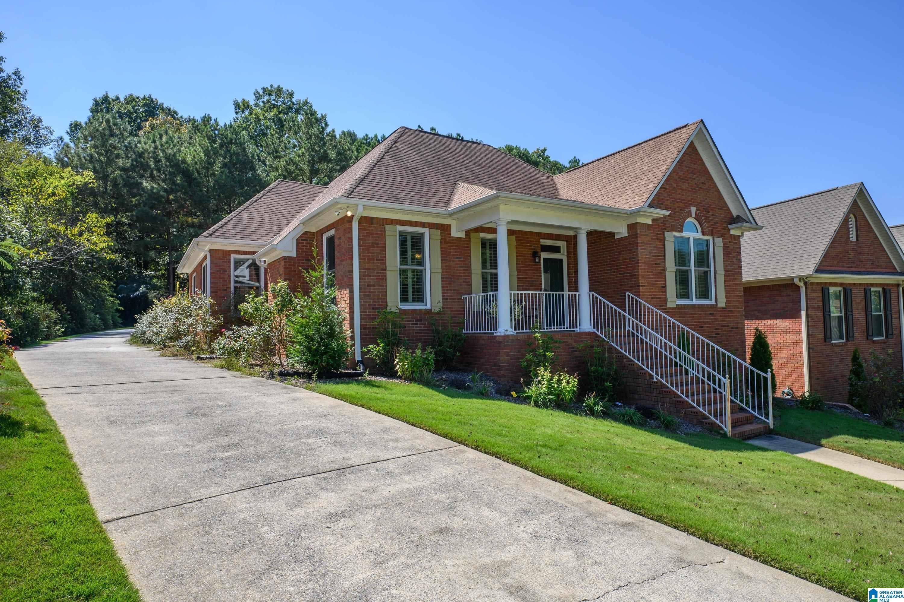 513 MAGNOLIA CREST CIRCLE