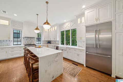 104 BURNHAM STREET BIRMINGHAM AL 35242