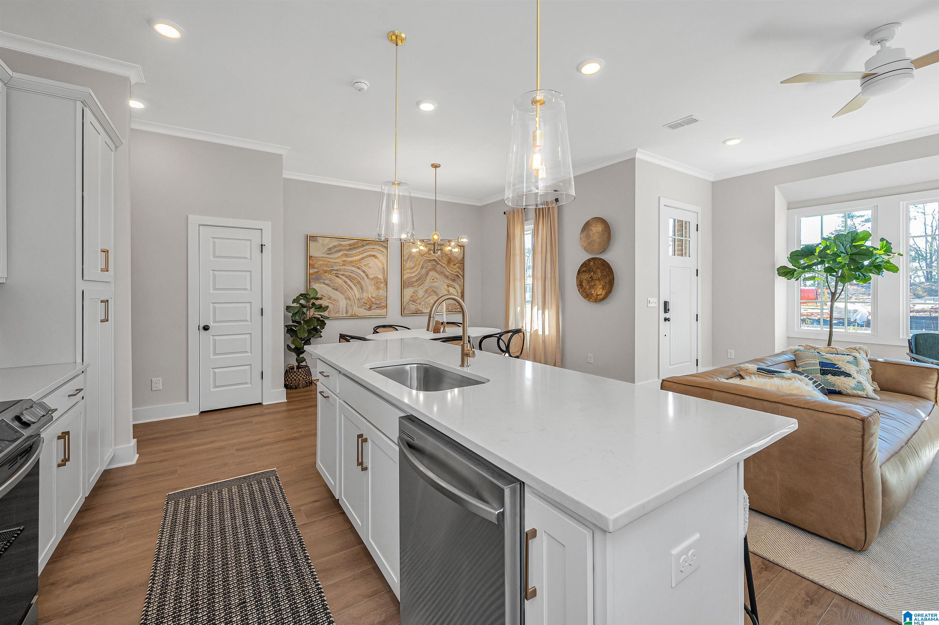 4401 TILSLEY LANE 6182