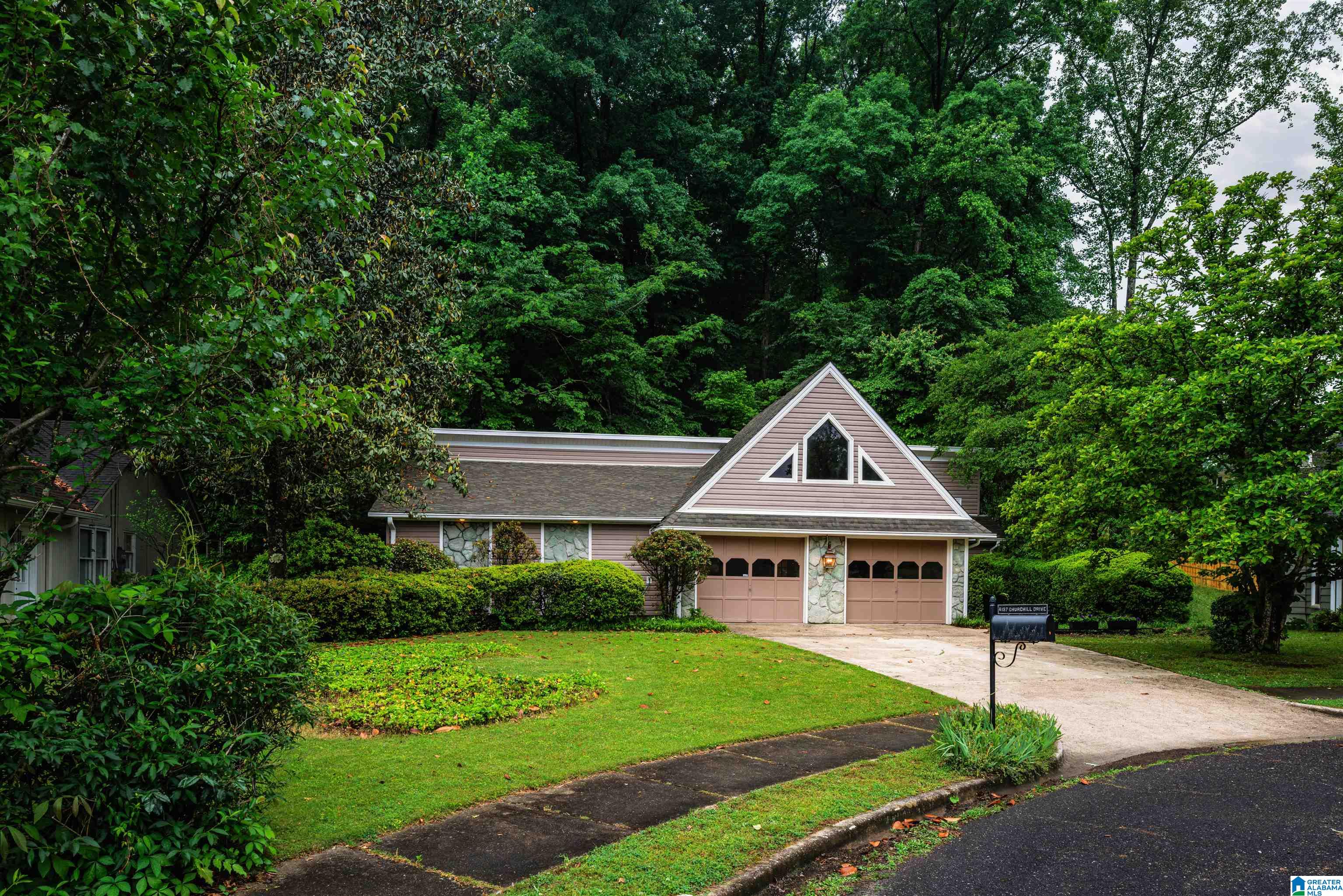 4137 CHURCHILL DRIVE