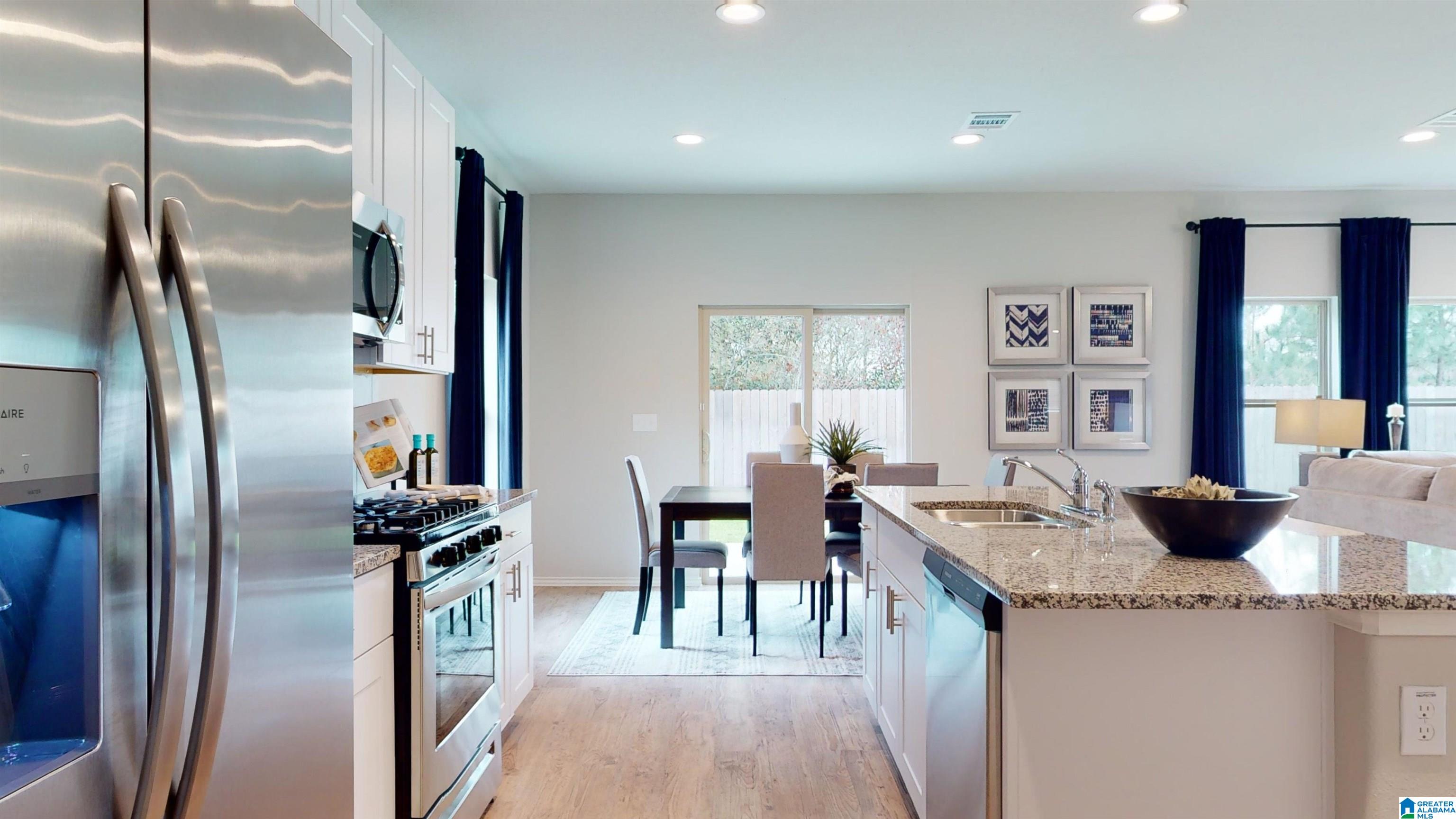 1115 BROOKHAVEN LANE