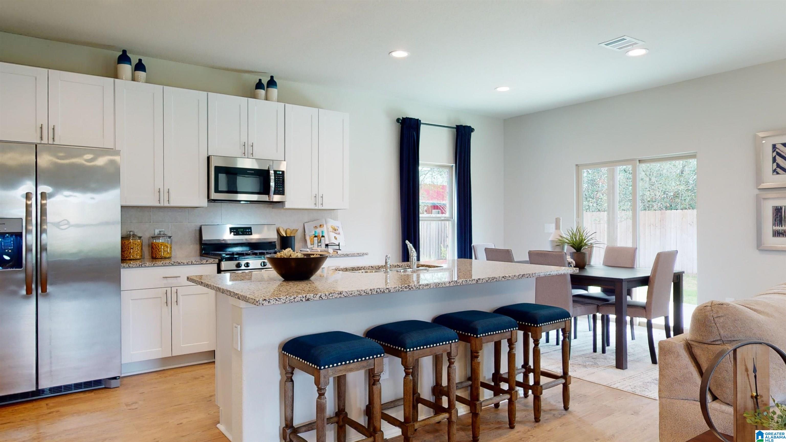 1115 BROOKHAVEN LANE