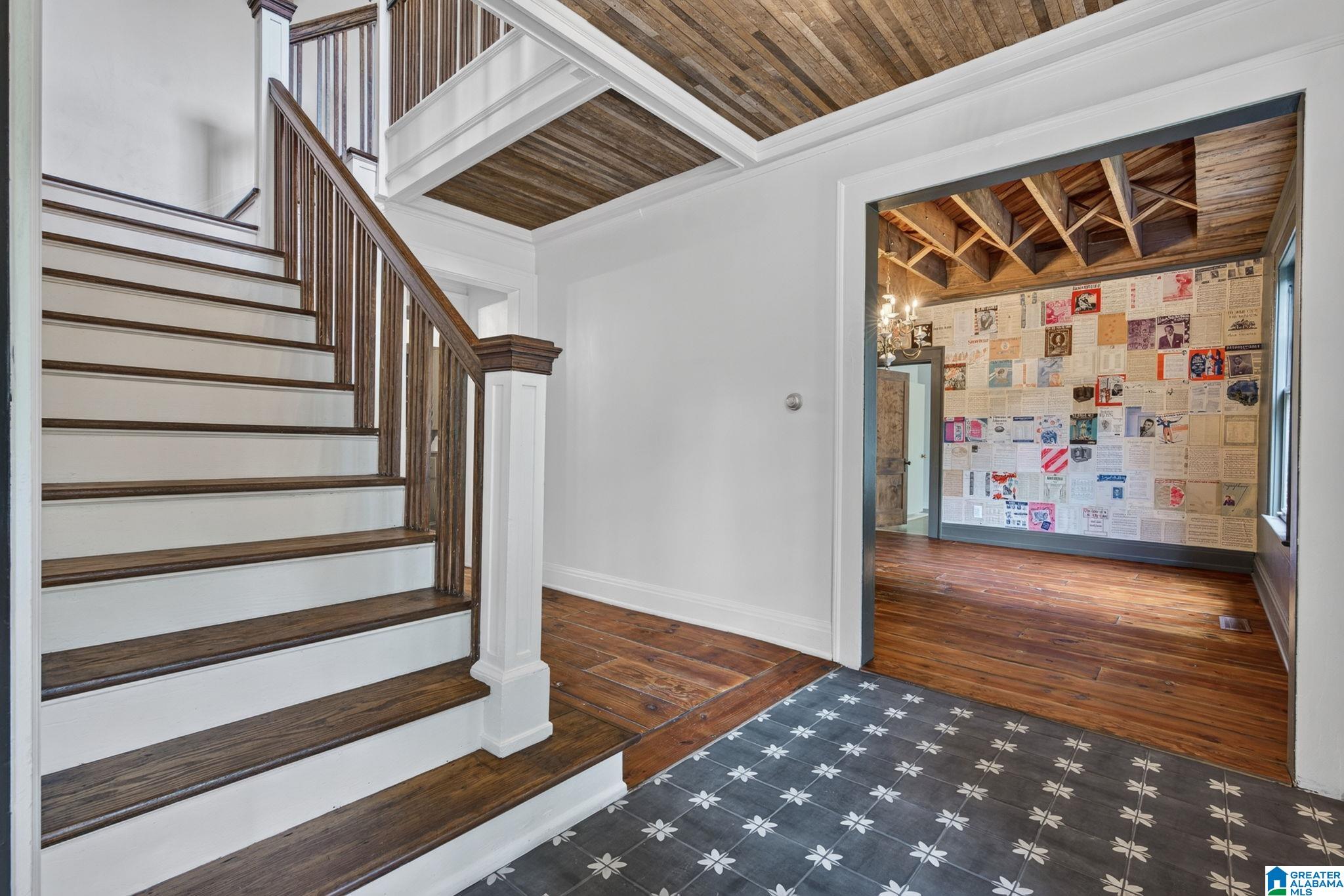 428 VALLEY ROAD