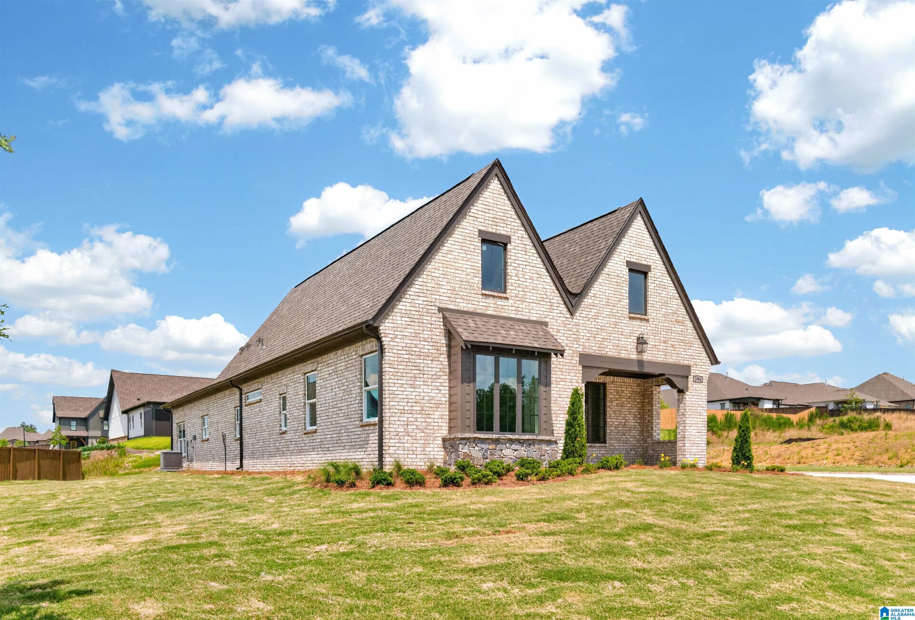 3904 CALVERT CIRCLE