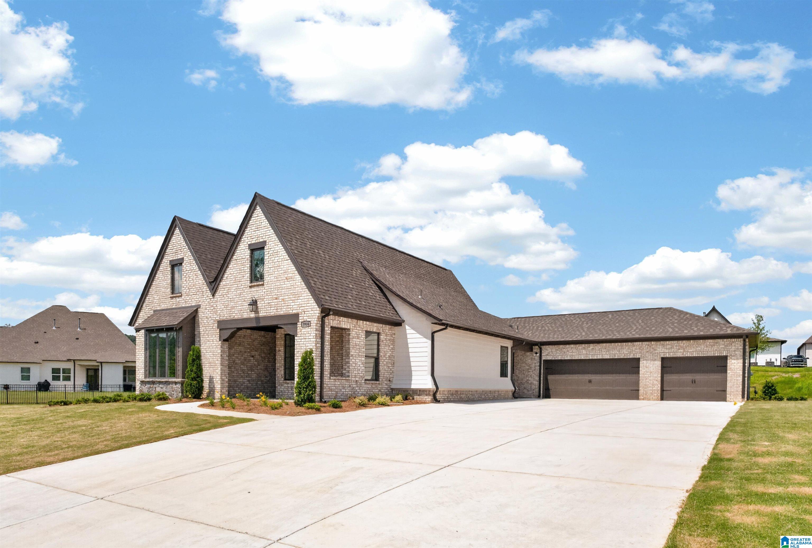 3904 CALVERT CIRCLE
