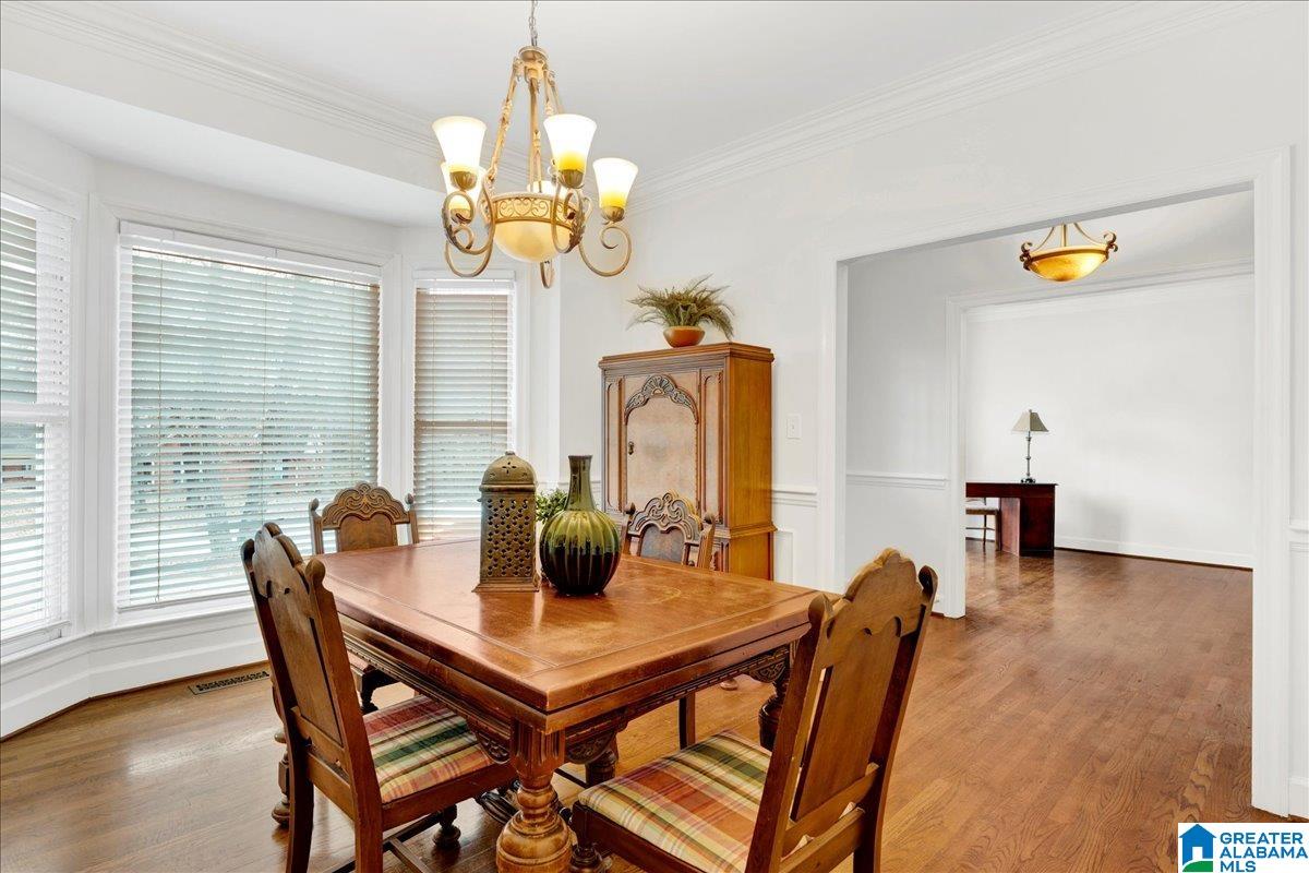 5024 MEADOW BROOK ROAD