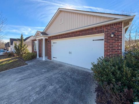 2039 KERRY CIRCLE CALERA AL 35040