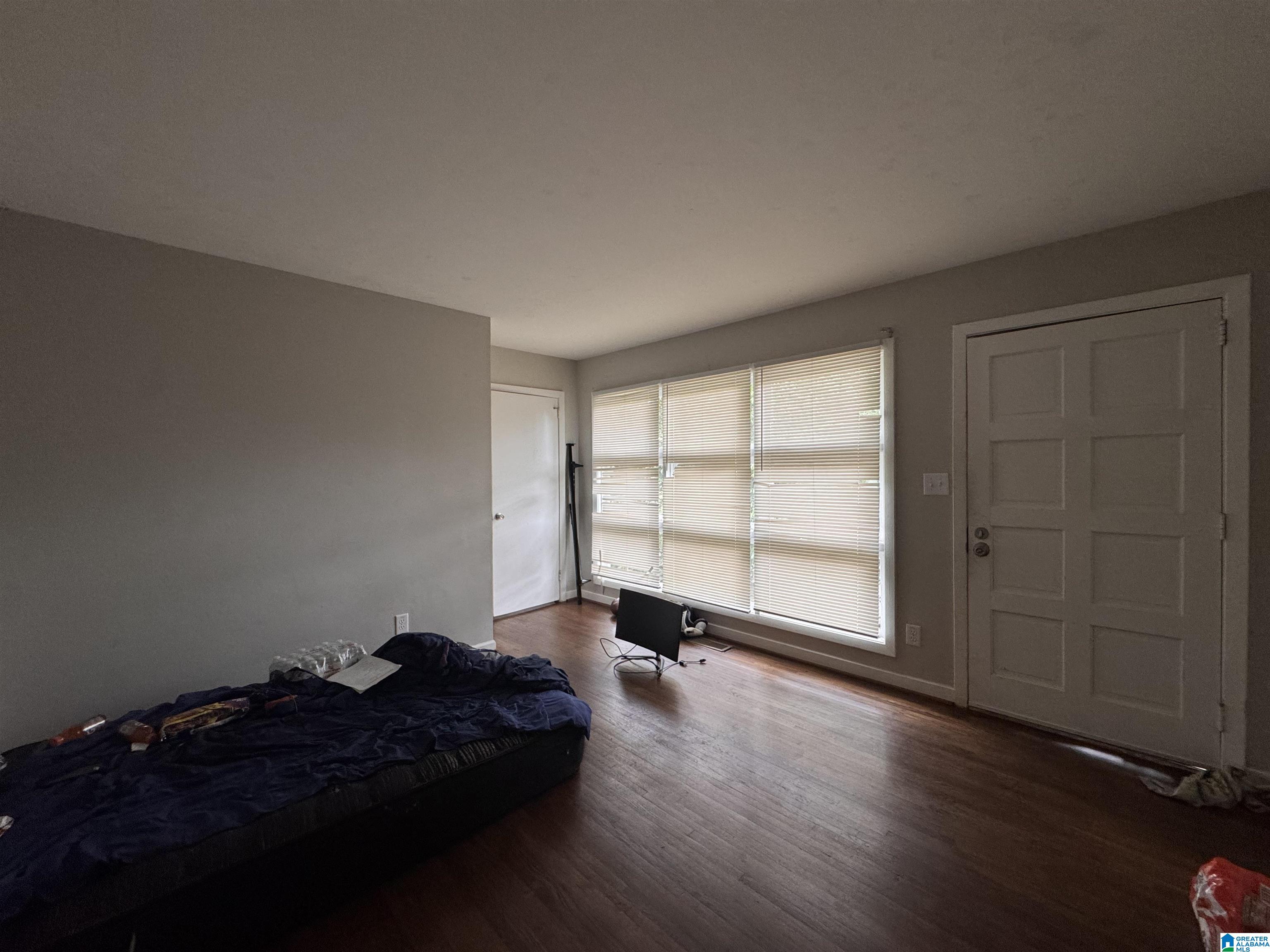 1505 5TH PLACE NW