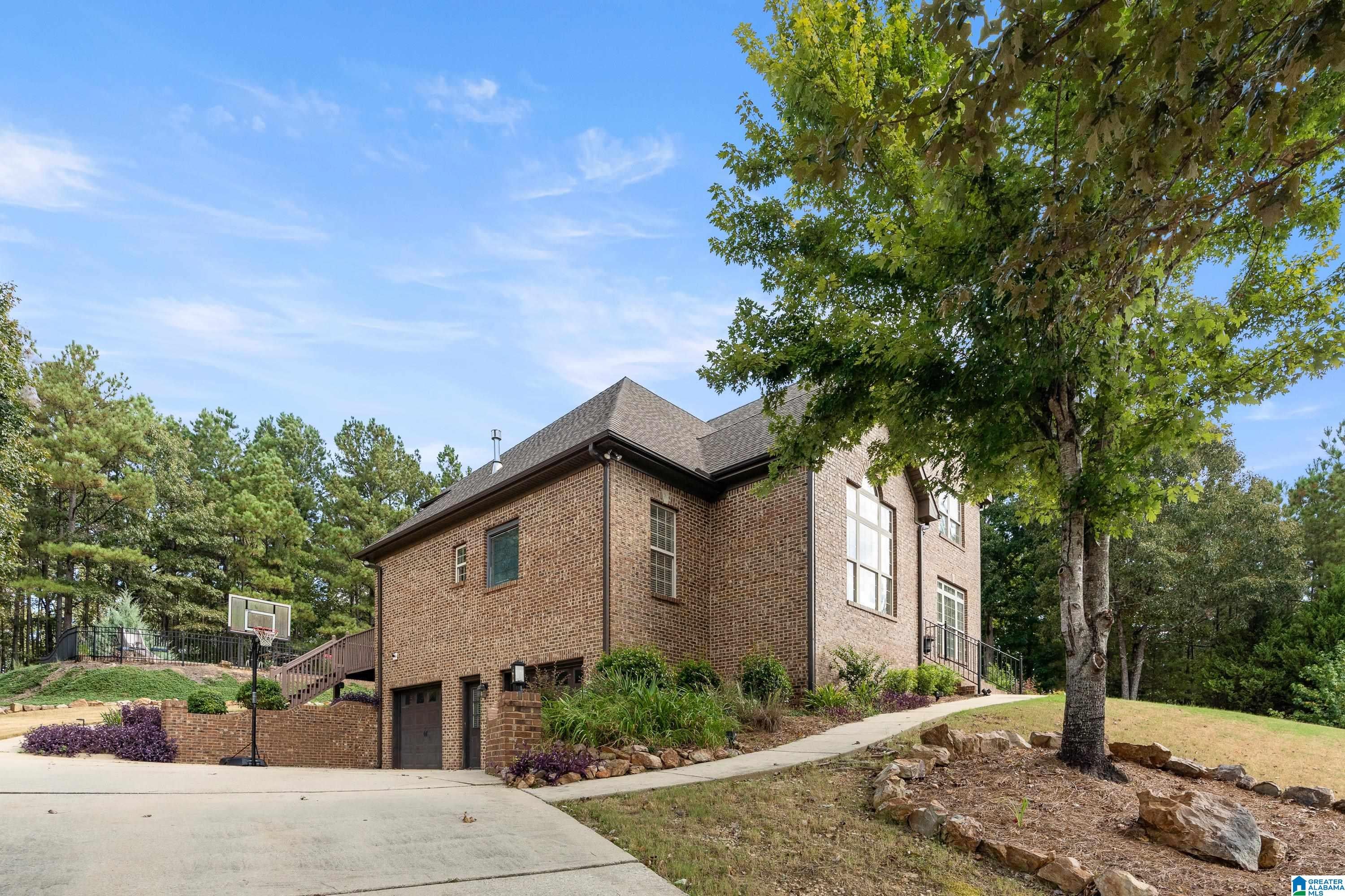 349 EMERALD LANE