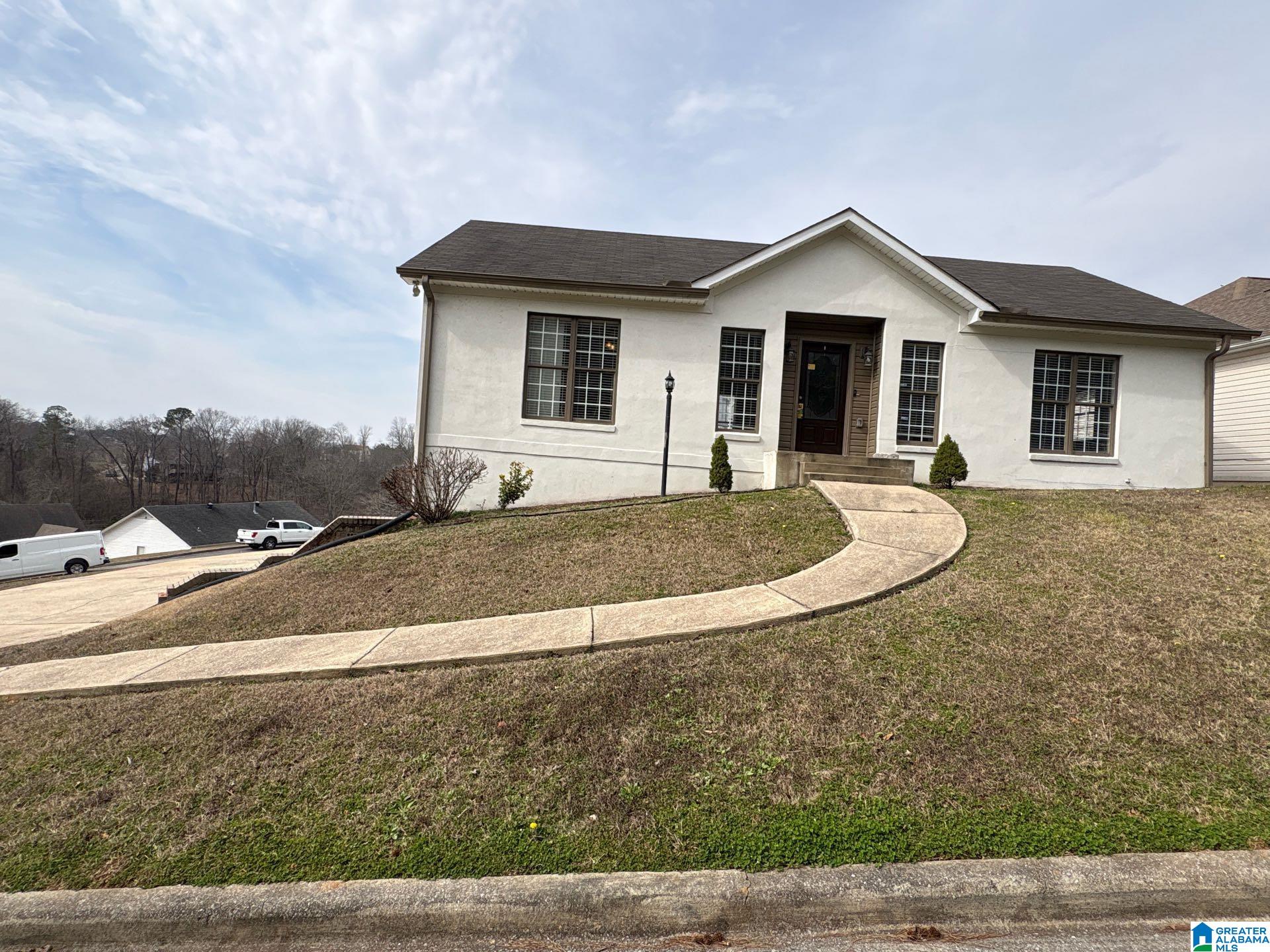 Photo 1 of 12 — 4932 KERRI LANE, CENTER POINT, AL 35215