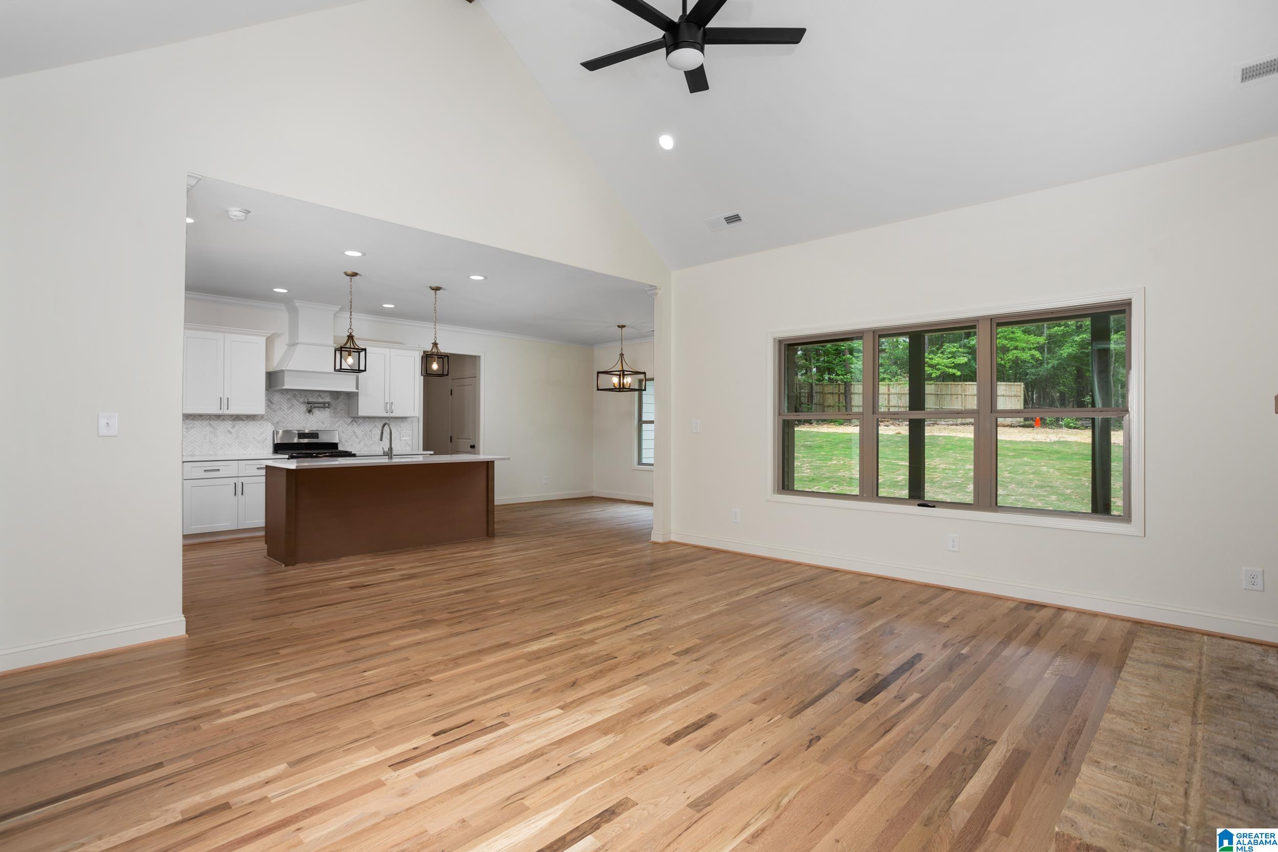 435 EAGLE POINTE DRIVE