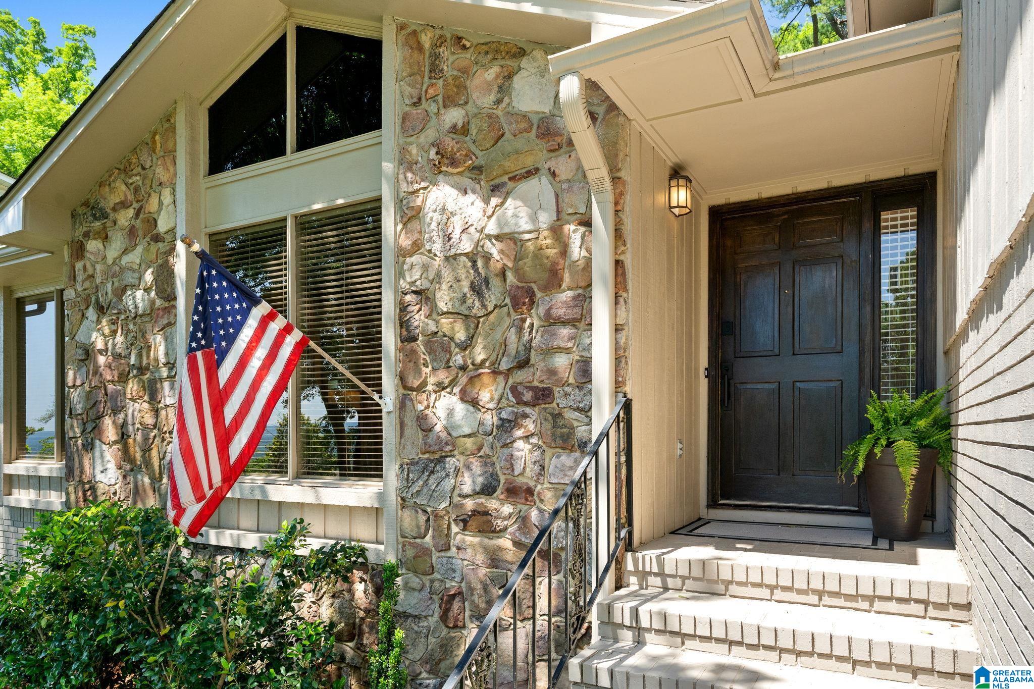 312 GREAT VIEW CIRCLE