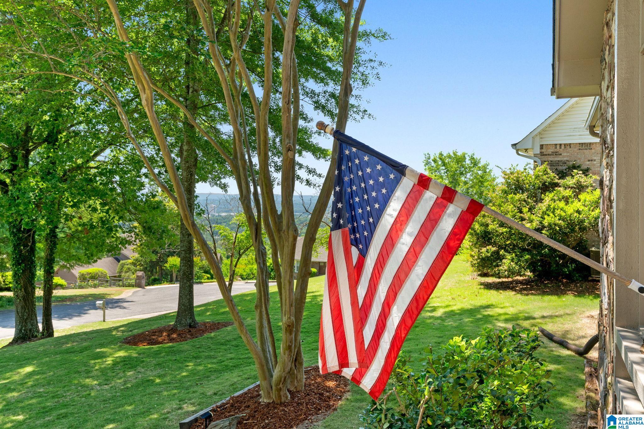 312 GREAT VIEW CIRCLE