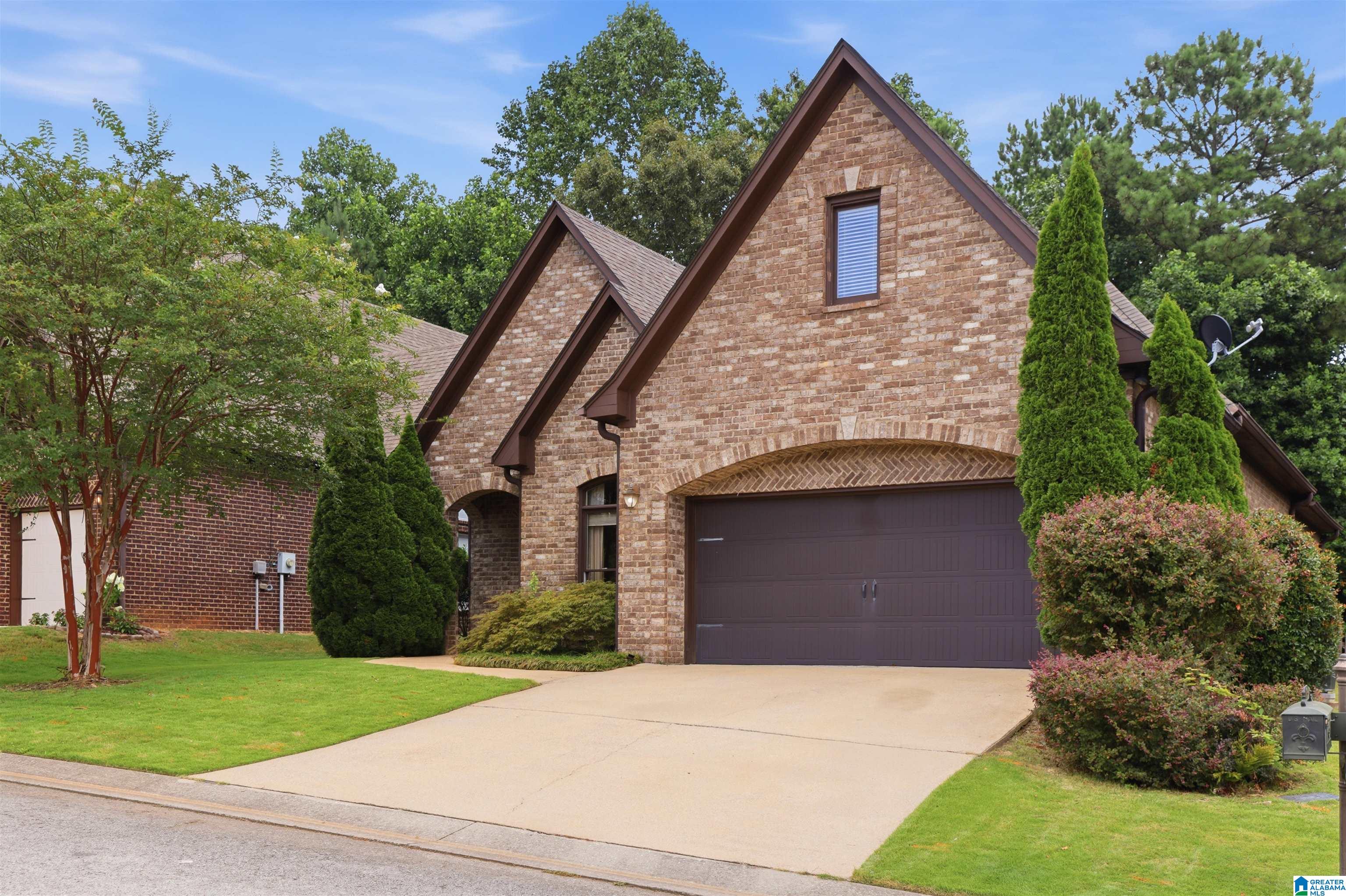 4155 OVERLOOK CIRCLE