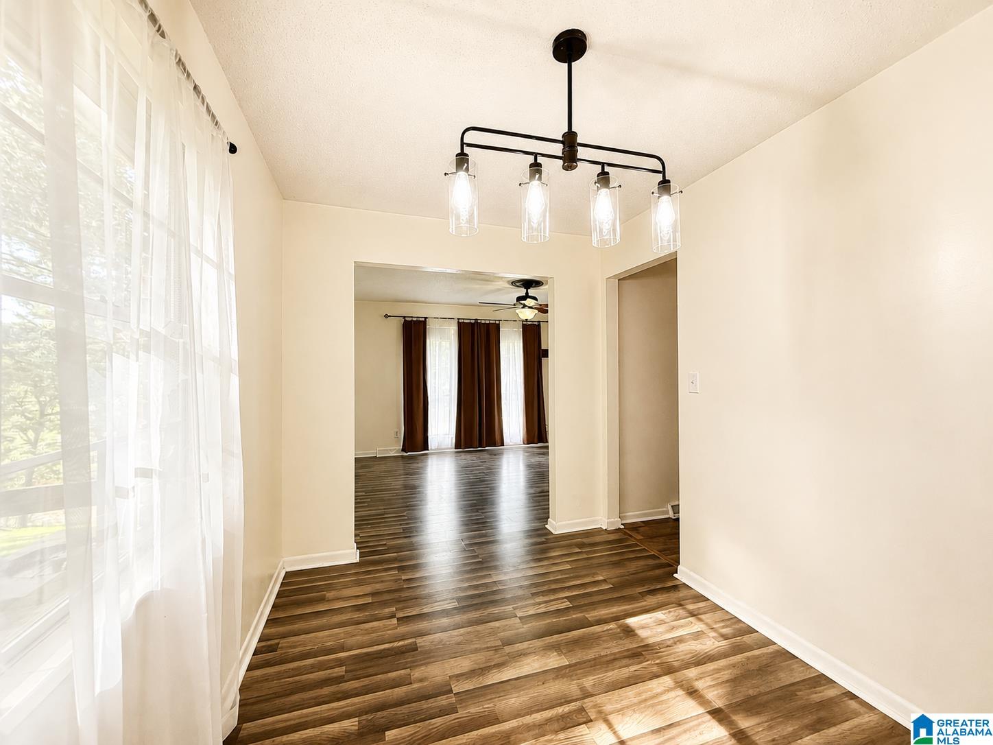 513 LYNNWOOD CIRCLE