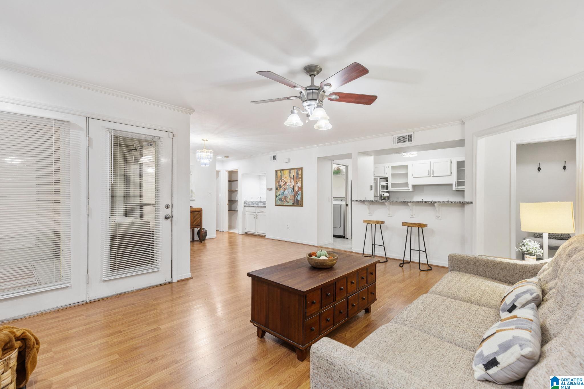 1402 GABLES DRIVE 1402